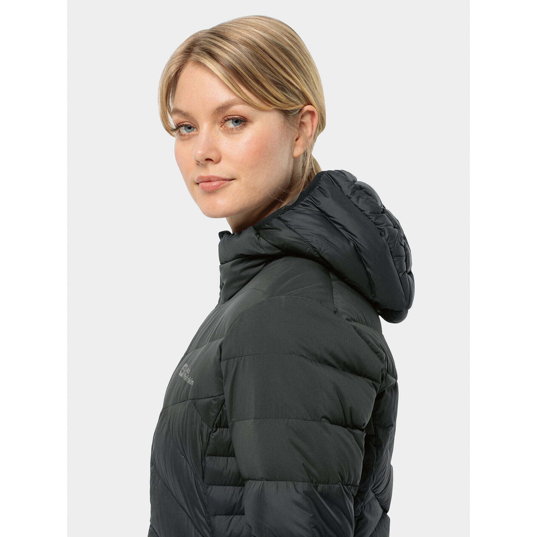 Jack Wolfskin Пухено яке Tundra Down Coat 1207751 Черен Regular Fit - Pepit.bg