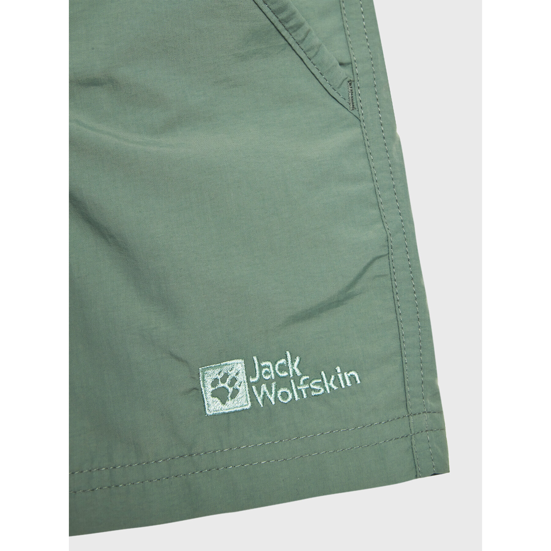 Jack Wolfskin Шорти от плат Sun 1605614 M Зелен Regular Fit - Pepit.bg