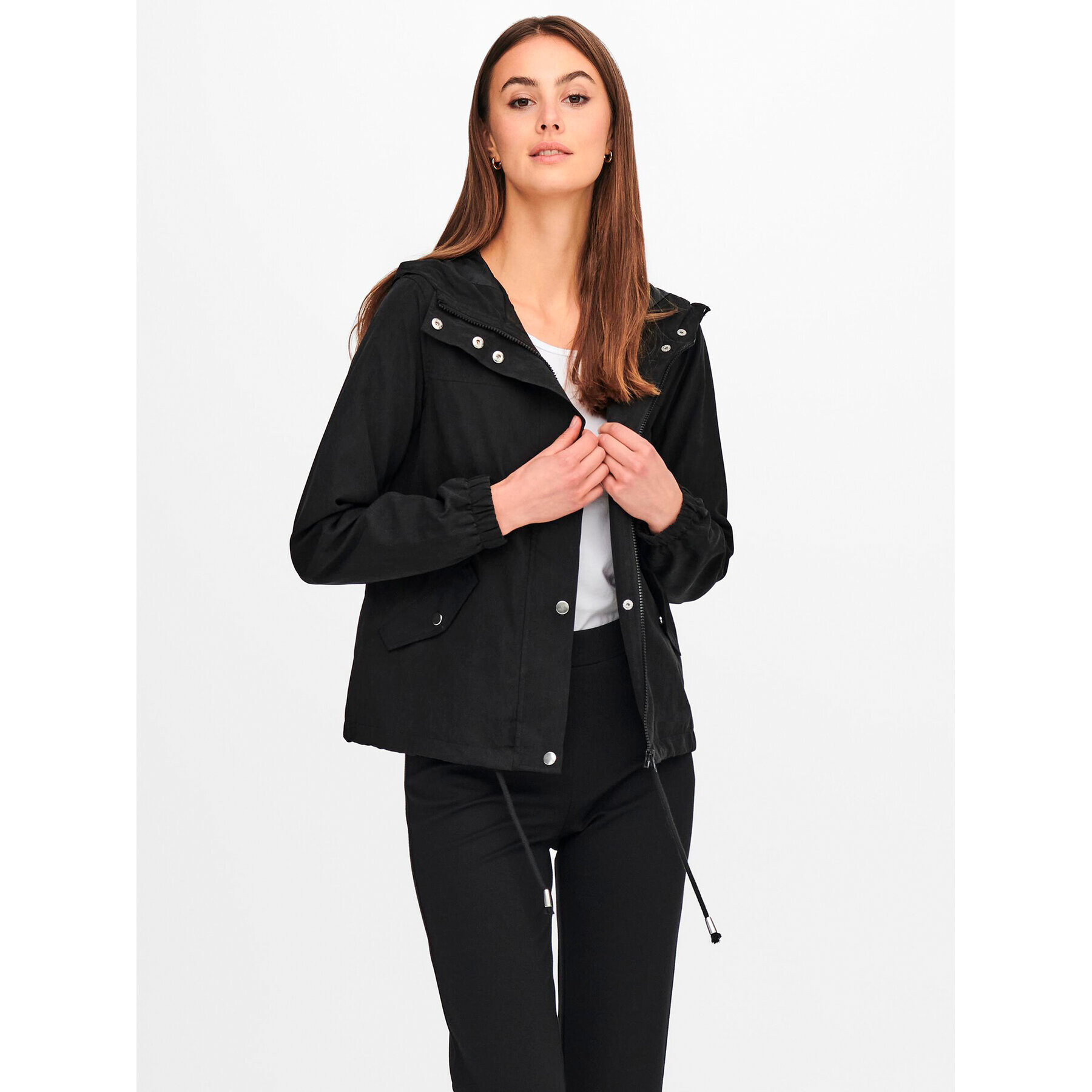 JDY Преходно яке New Hazel 15231644 Черен Regular Fit - Pepit.bg