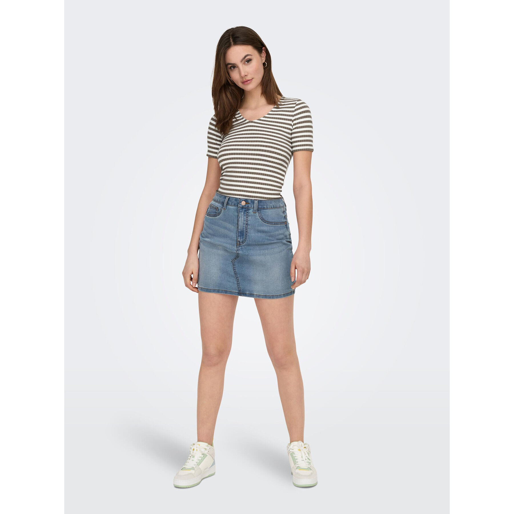JDY Тишърт 15253481 Черен Stretch Fit - Pepit.bg