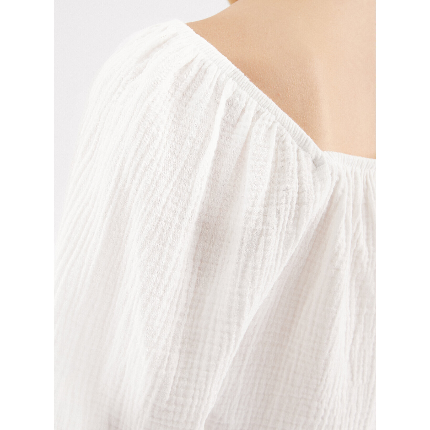 JDY Блуза 15288358 Бял Cropped Fit - Pepit.bg