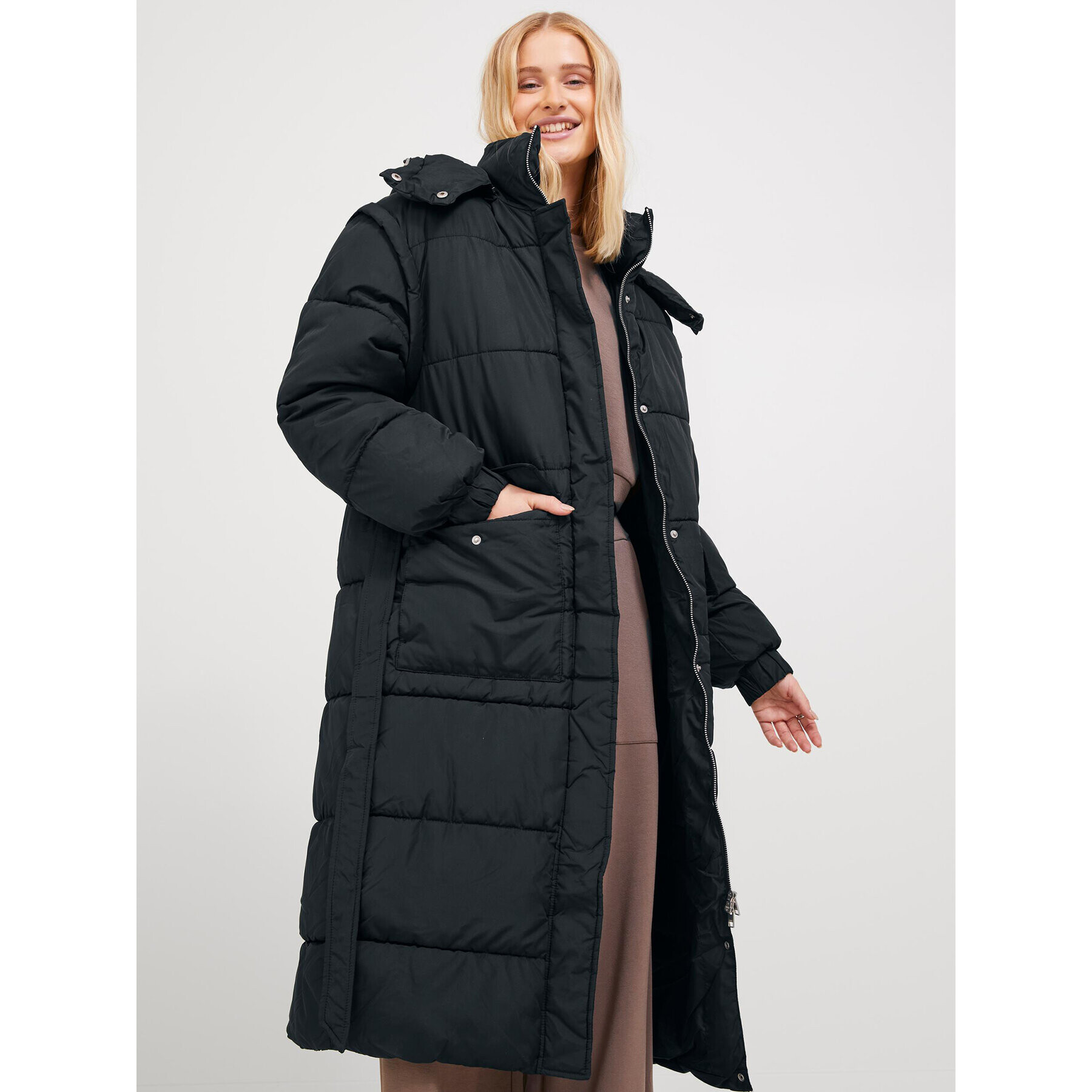 JJXX Пухено яке Sus 12214706 Черен Regular Fit - Pepit.bg