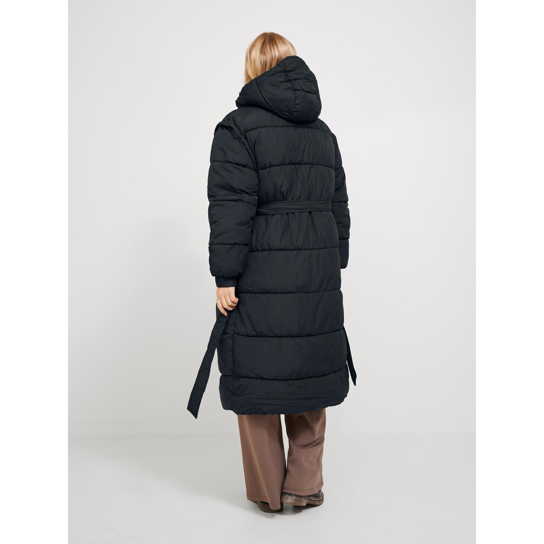 JJXX Пухено яке Sus 12214706 Черен Regular Fit - Pepit.bg