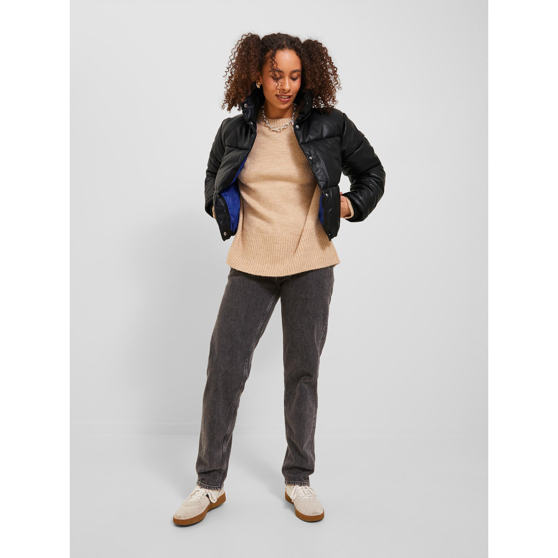 JJXX Пухено яке 12236383 Черен Regular Fit - Pepit.bg