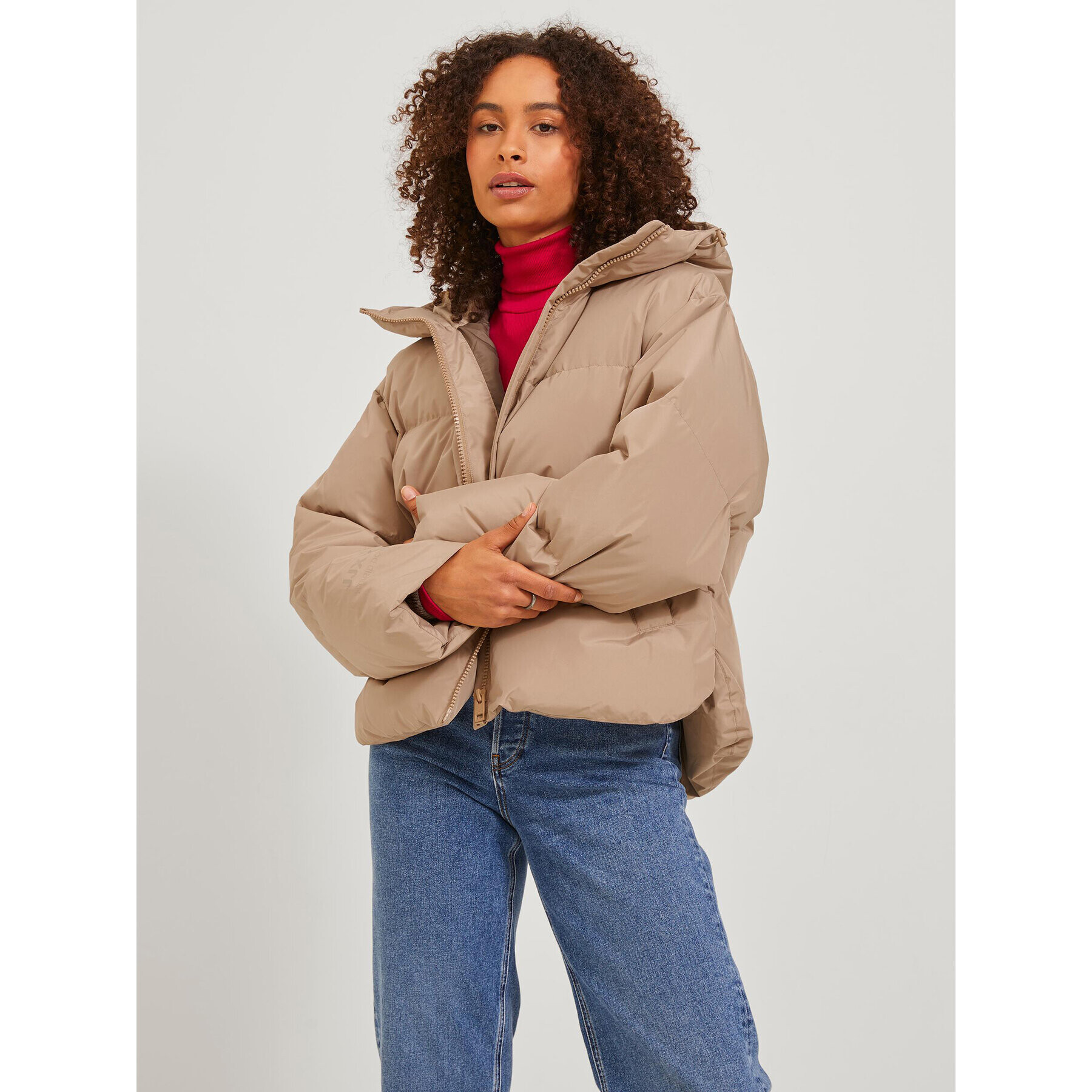 JJXX Пухено яке 12236528 Бежов Regular Fit - Pepit.bg