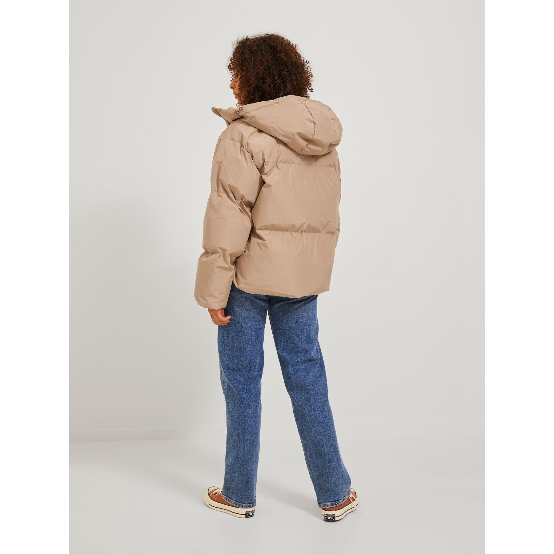 JJXX Пухено яке 12236528 Бежов Regular Fit - Pepit.bg