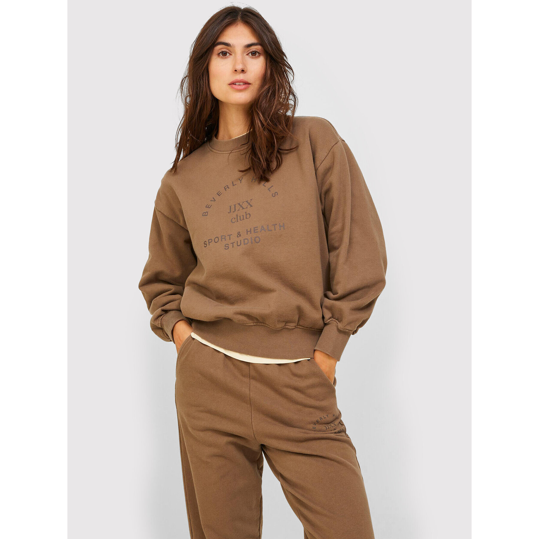 JJXX Суитшърт Beatrice 12200367 Кафяв Oversize - Pepit.bg