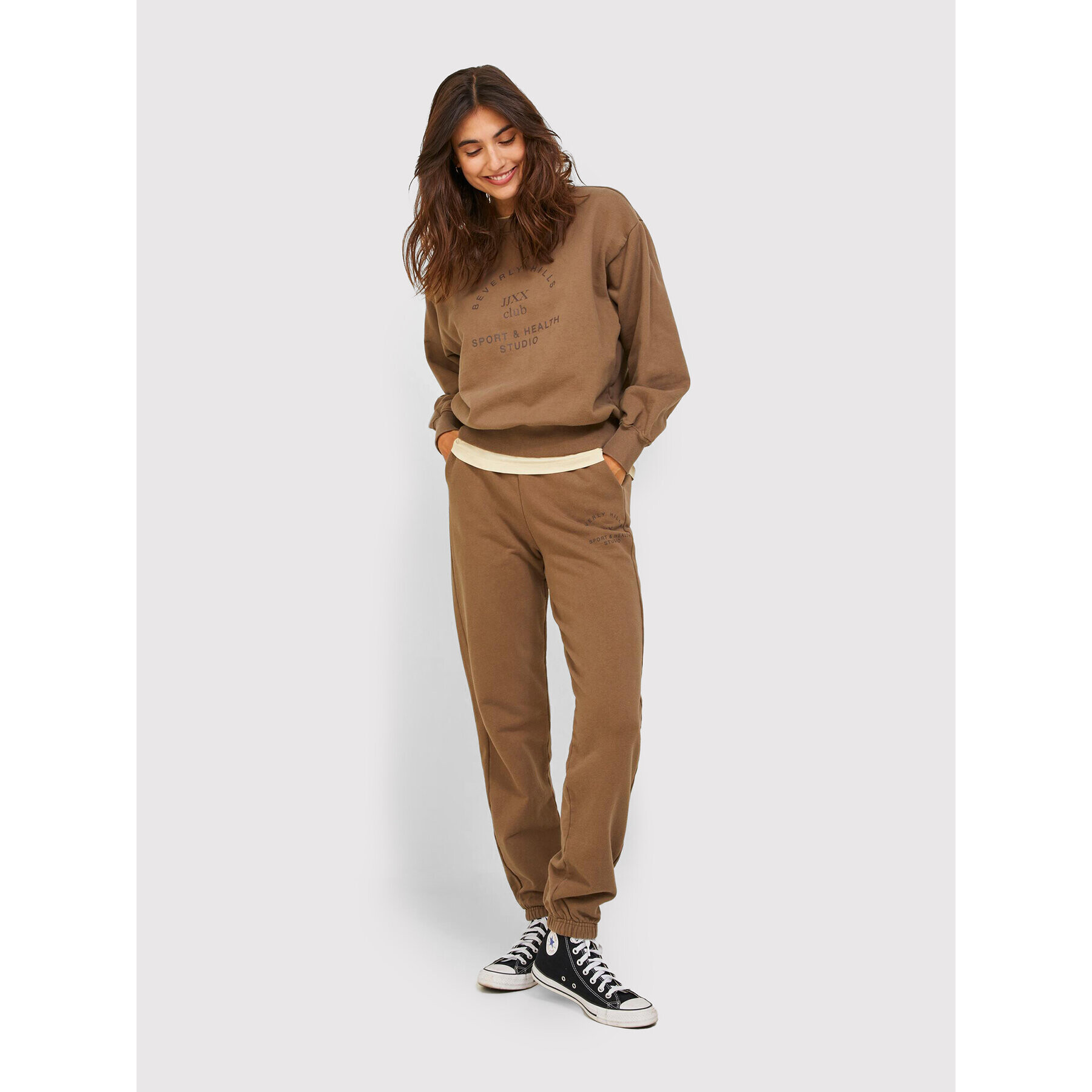 JJXX Суитшърт Beatrice 12200367 Кафяв Oversize - Pepit.bg