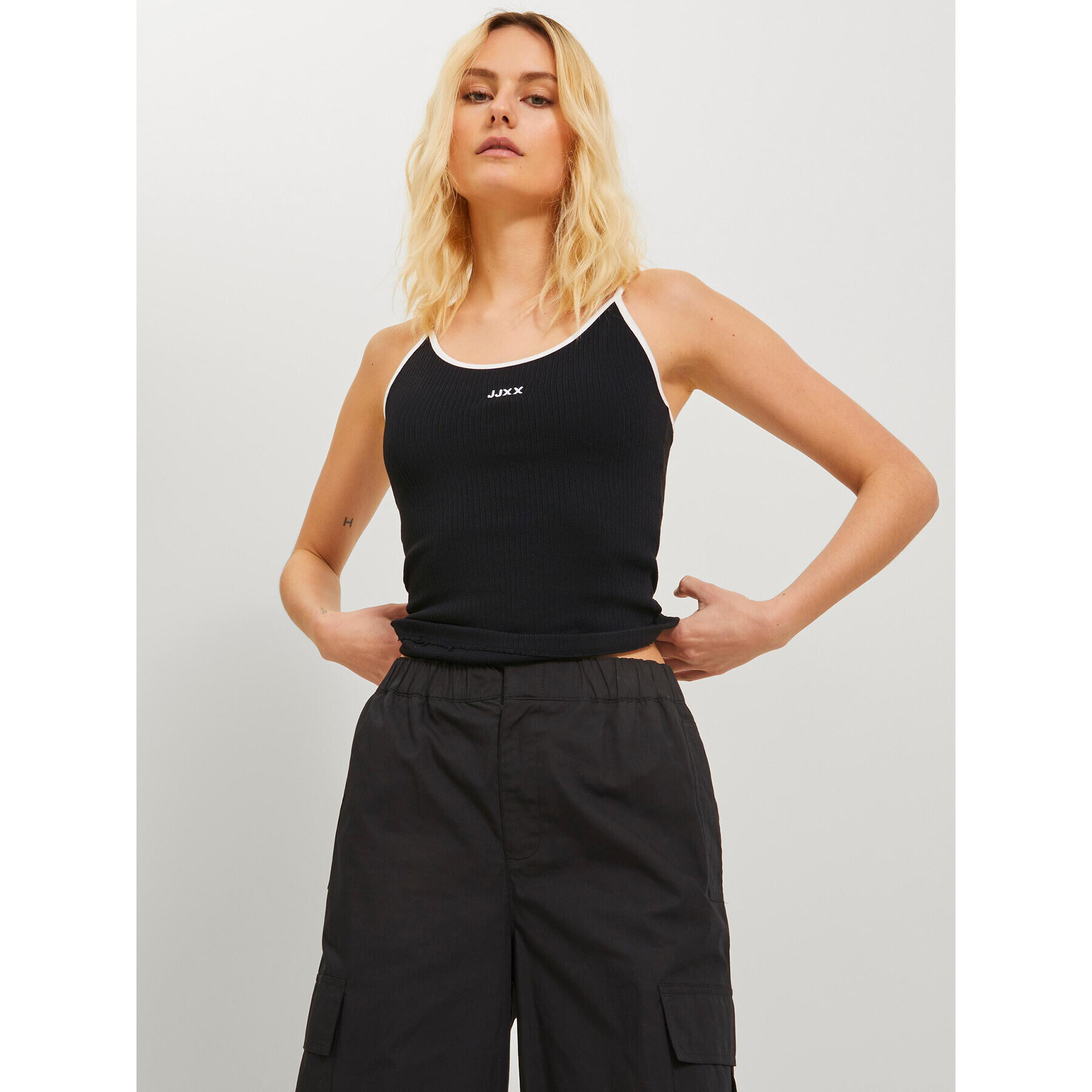 JJXX топ 12224665 Черен Rib Fit - Pepit.bg