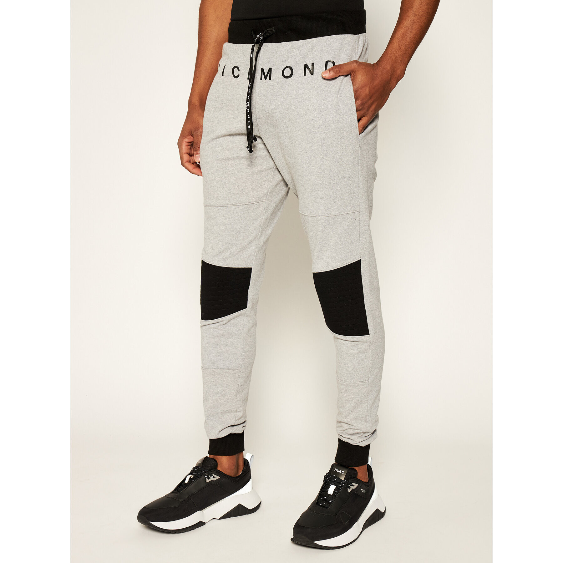 John Richmond Долнище анцуг Pompey UMA19034PA Сив Regular Fit - Pepit.bg