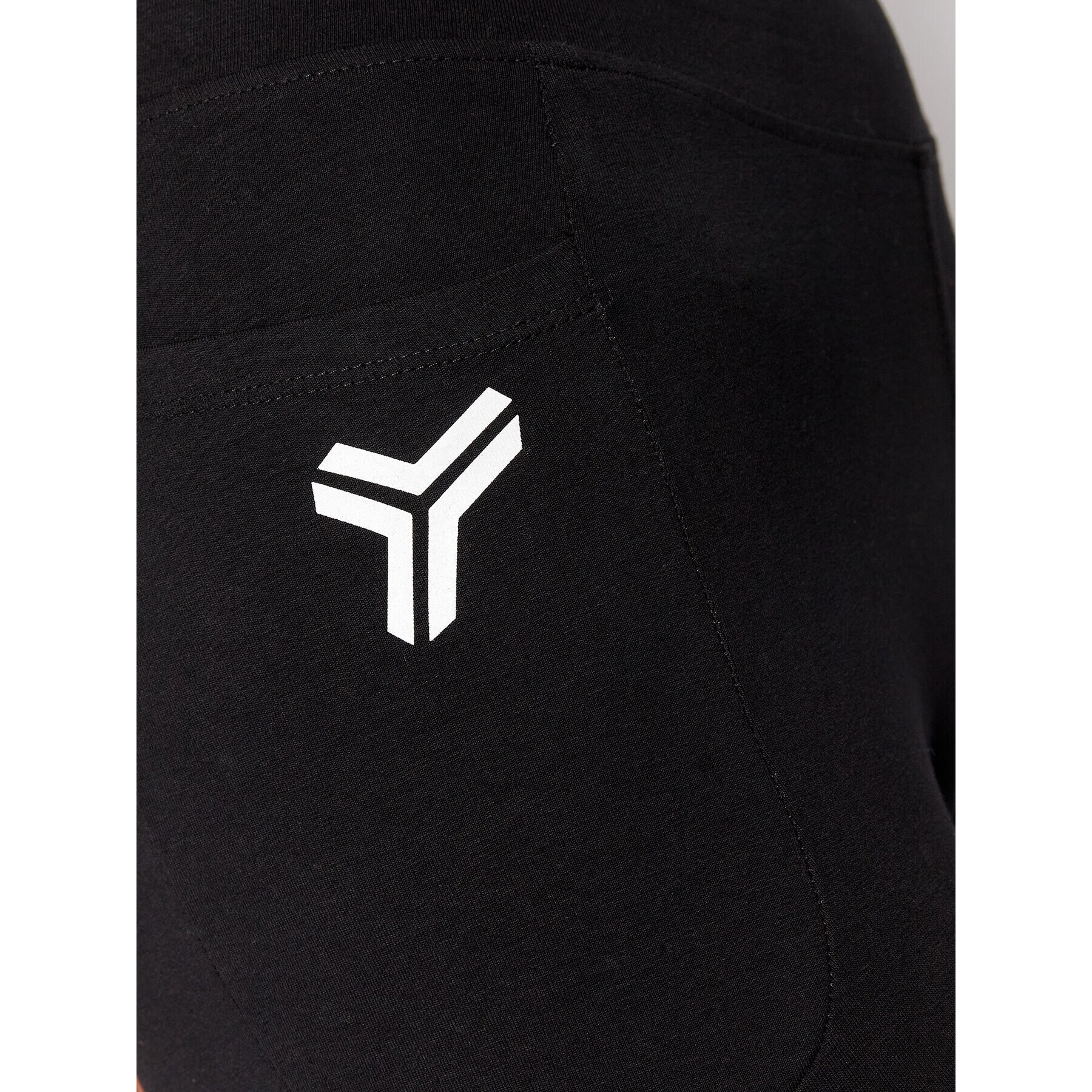 John Richmond Клин Yiuma UWA21029LE Черен Slim Fit - Pepit.bg