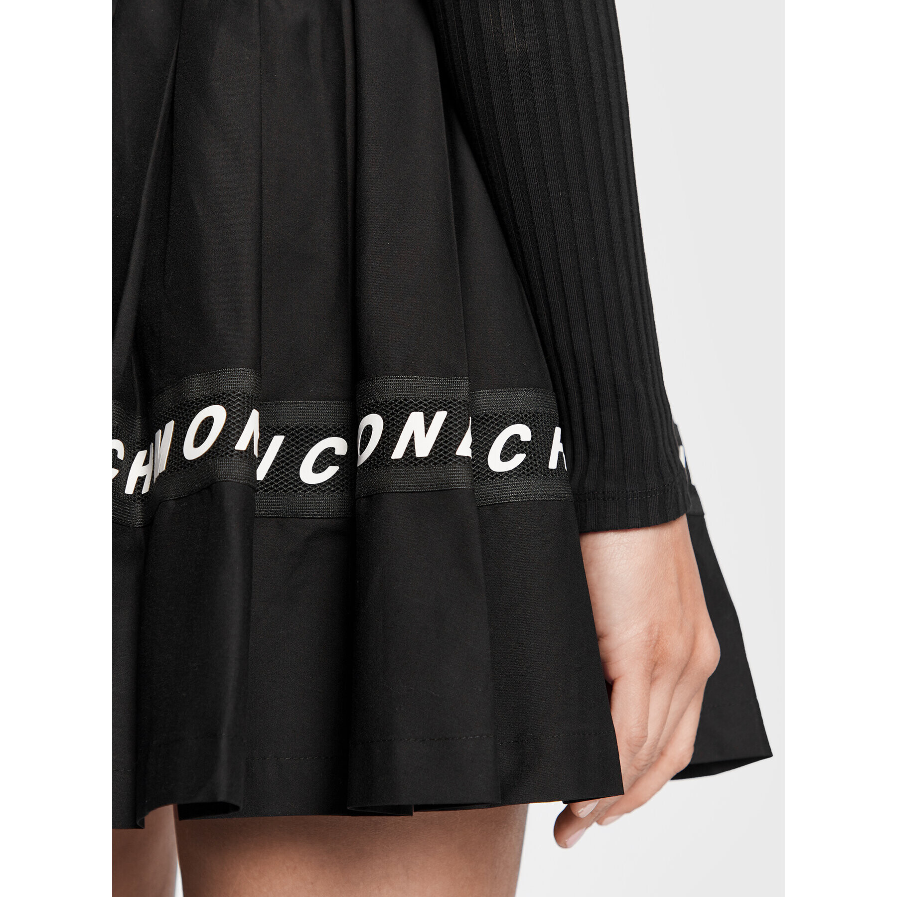 John Richmond Мини пола UWP23002GO Черен Modern Fit - Pepit.bg