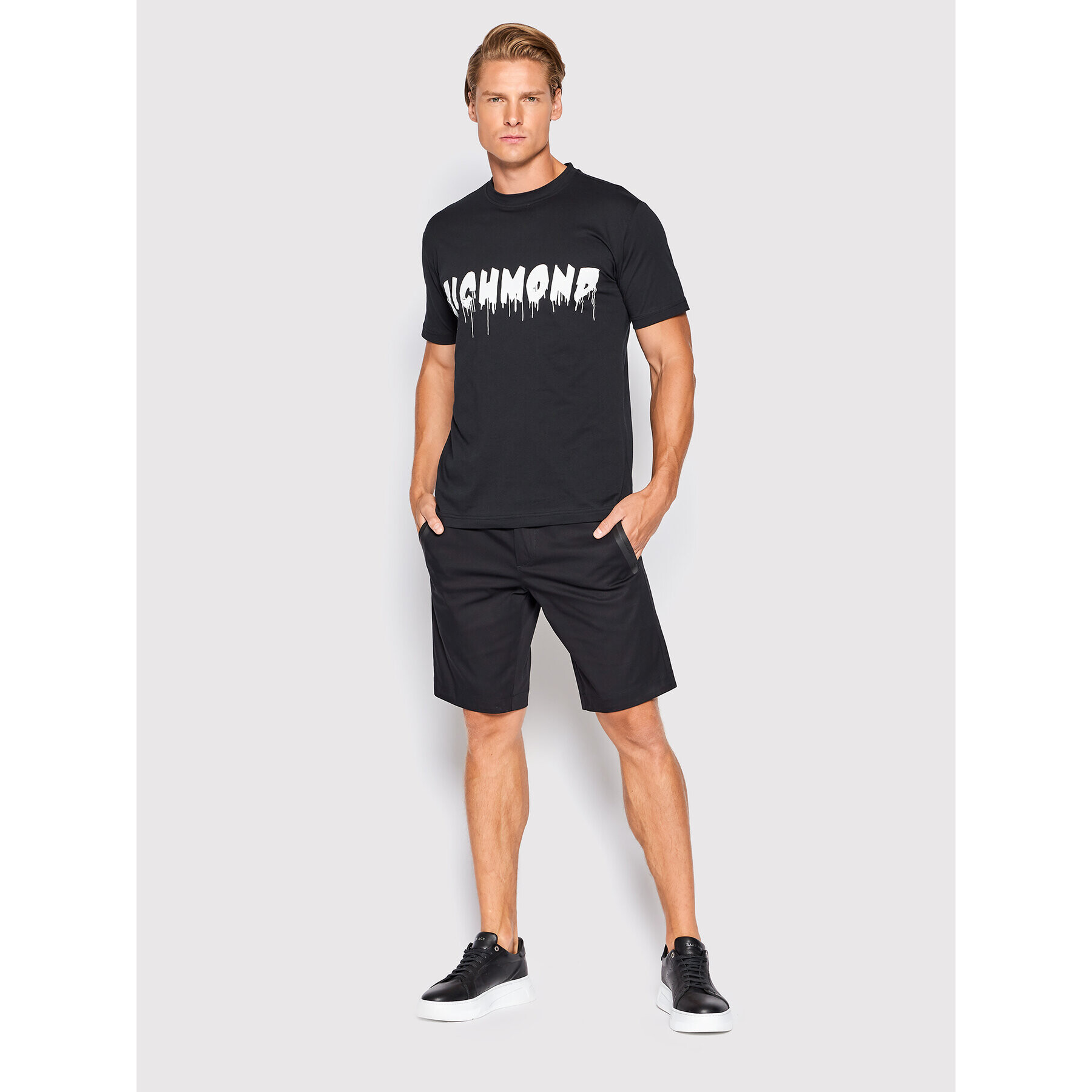 John Richmond Тишърт RMA22074TS Черен Regular Fit - Pepit.bg