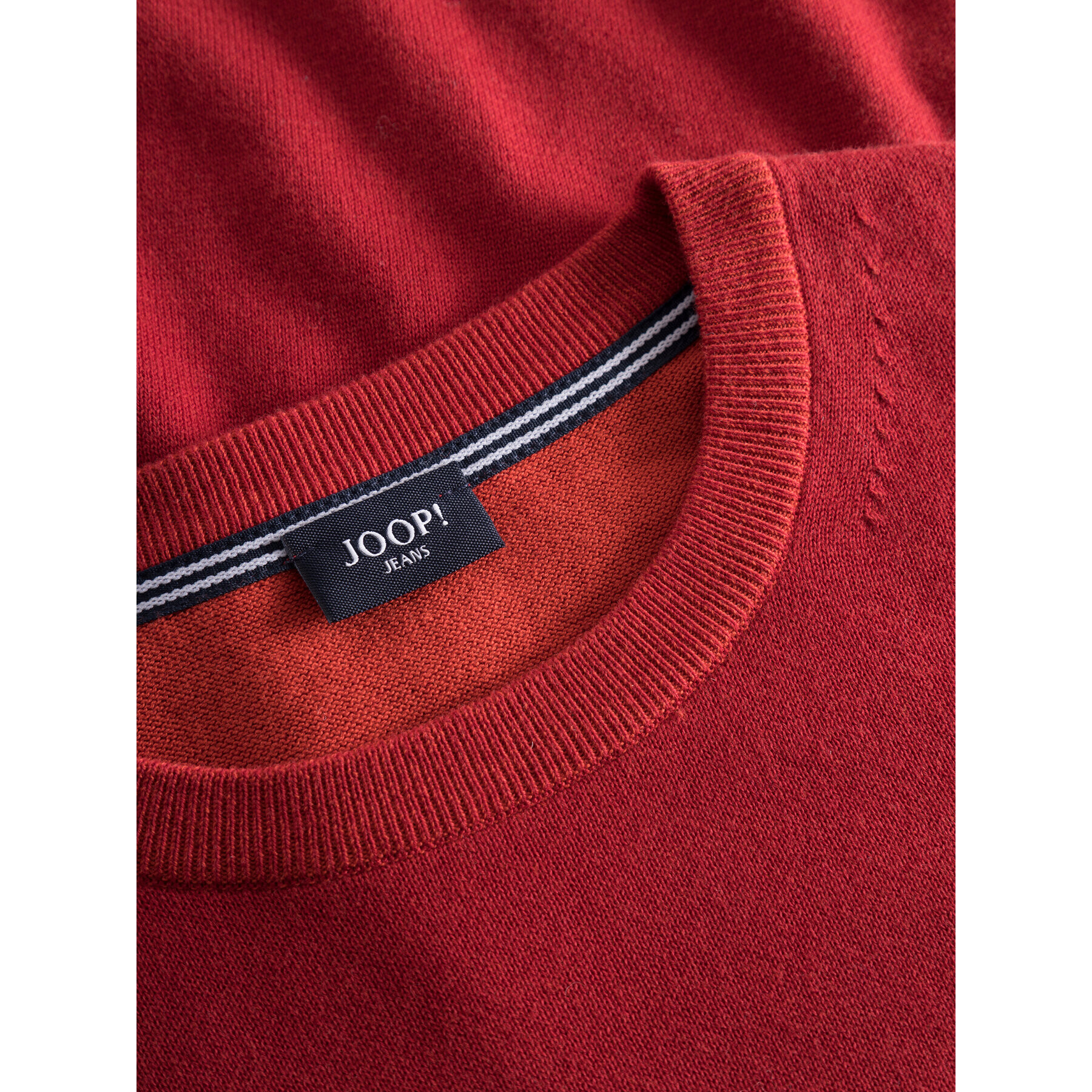 JOOP! Jeans Пуловер 30035083 Червен Modern Fit - Pepit.bg