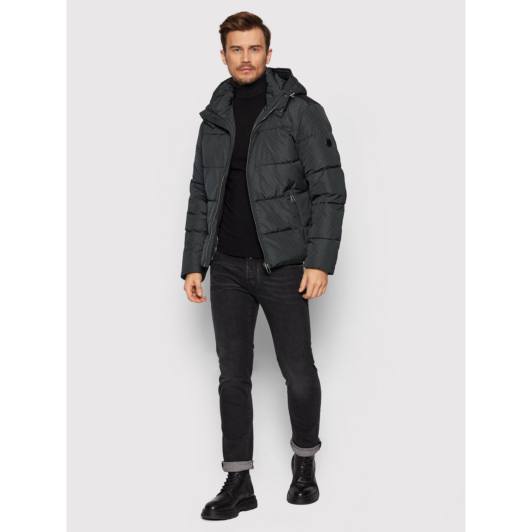 JOOP! Пухено яке 17 Jo-123Dagles 30029469 Черен Regular Fit - Pepit.bg