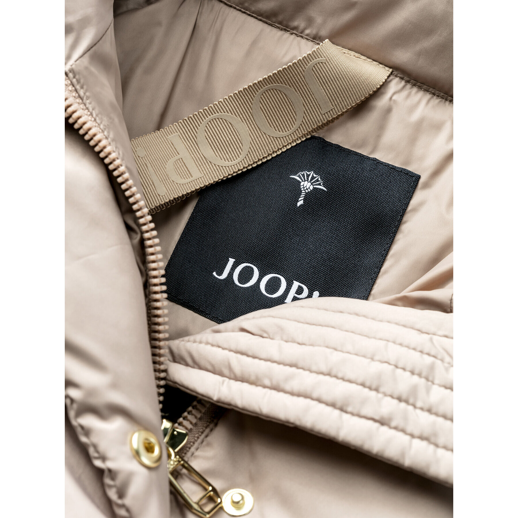 JOOP! Пухено яке 30039164 Бежов Regular Fit - Pepit.bg