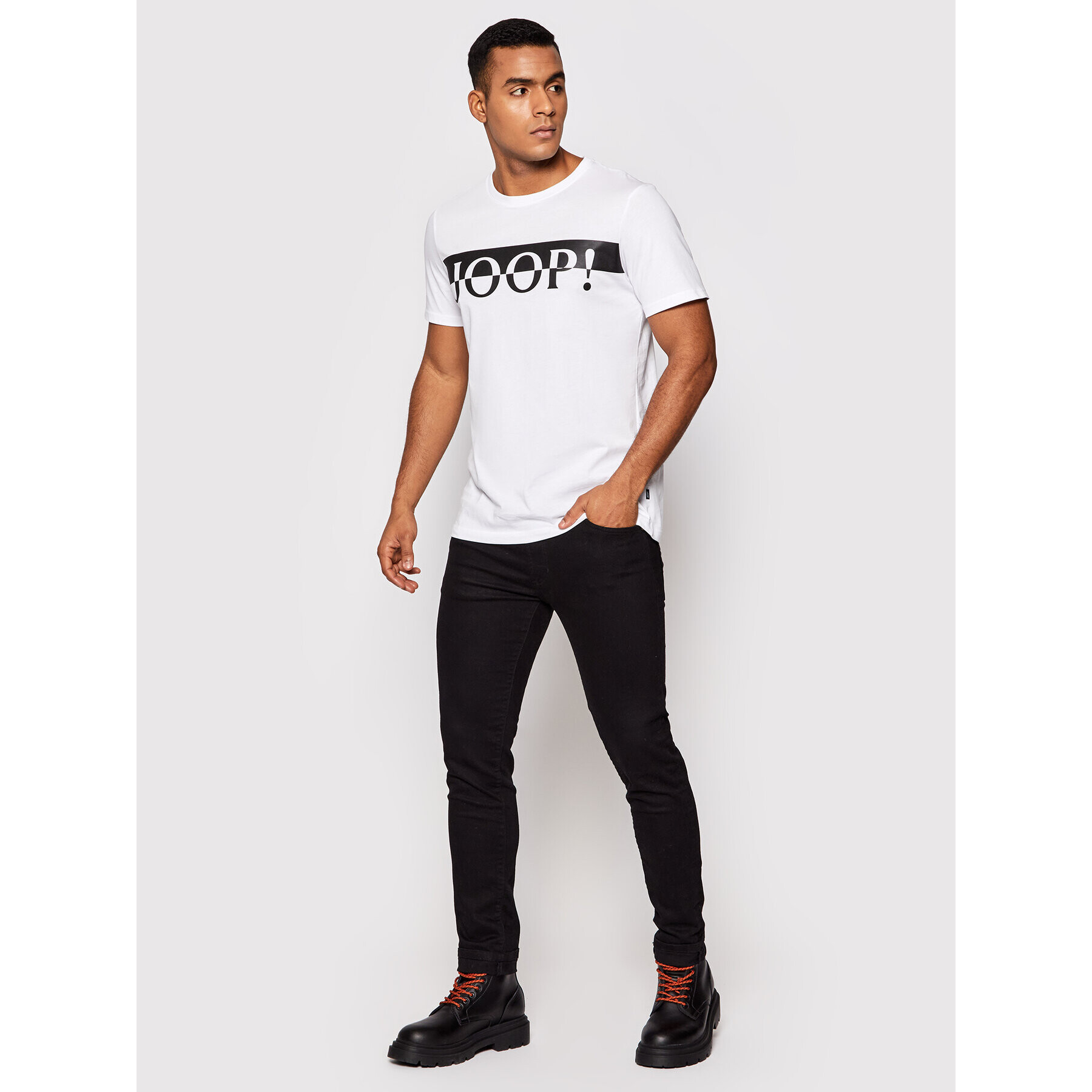 JOOP! Тишърт J221J001 30029975 Бял Regular Fit - Pepit.bg