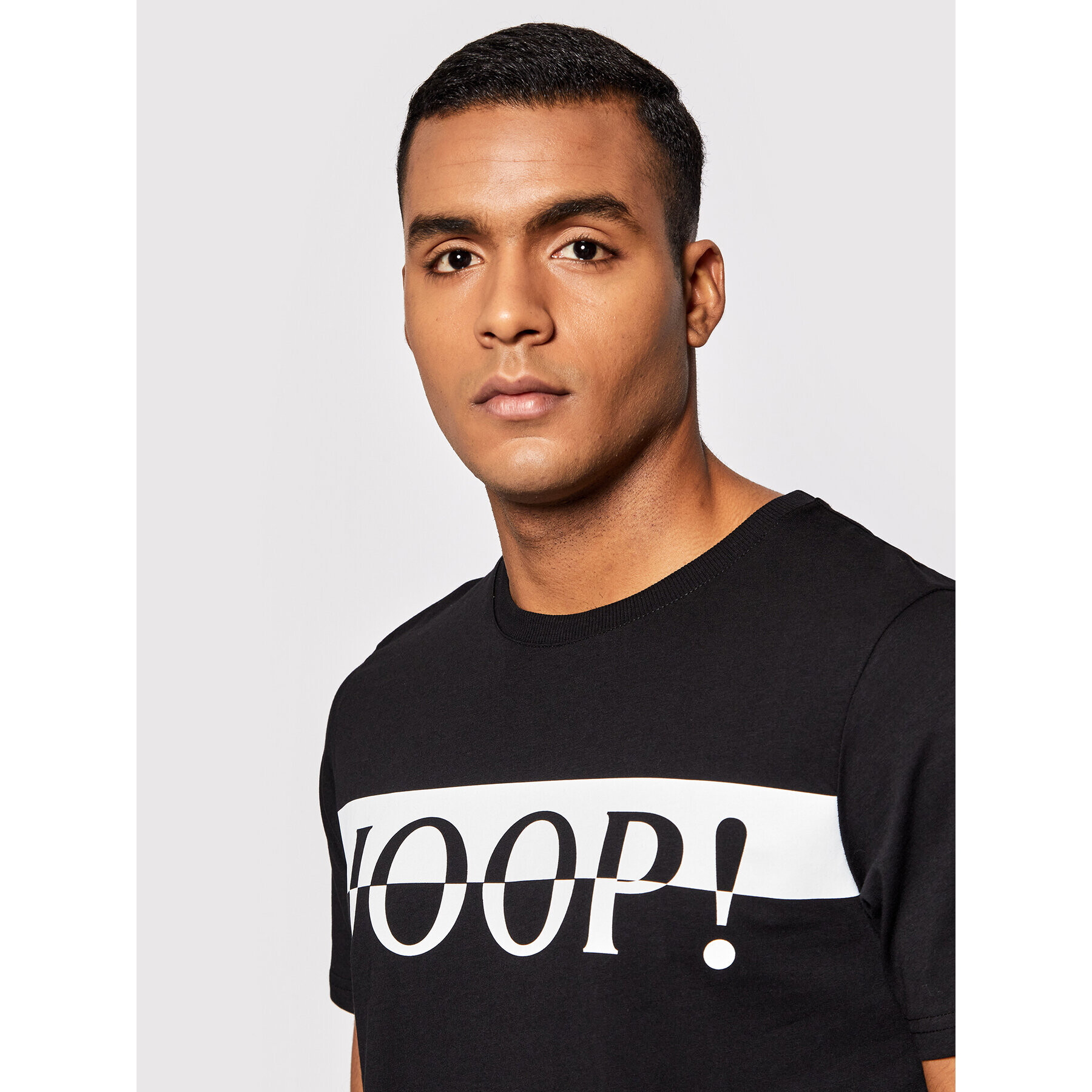 JOOP! Тишърт J221J001 30029975 Черен Regular Fit - Pepit.bg