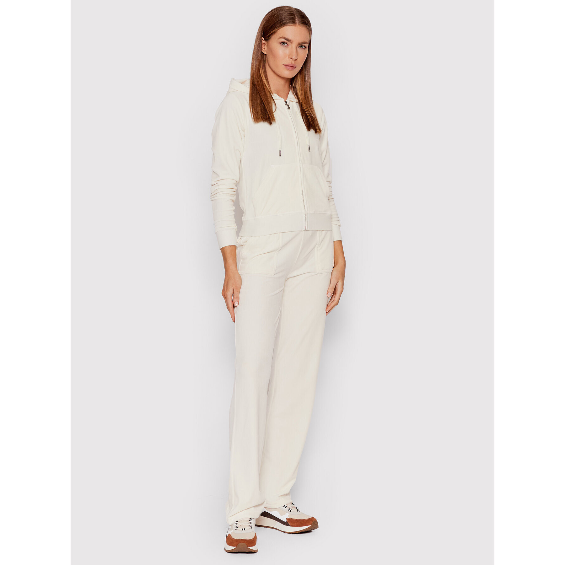 Juicy Couture Долнище анцуг Del Ray JCAP180 Бежов Regular Fit - Pepit.bg