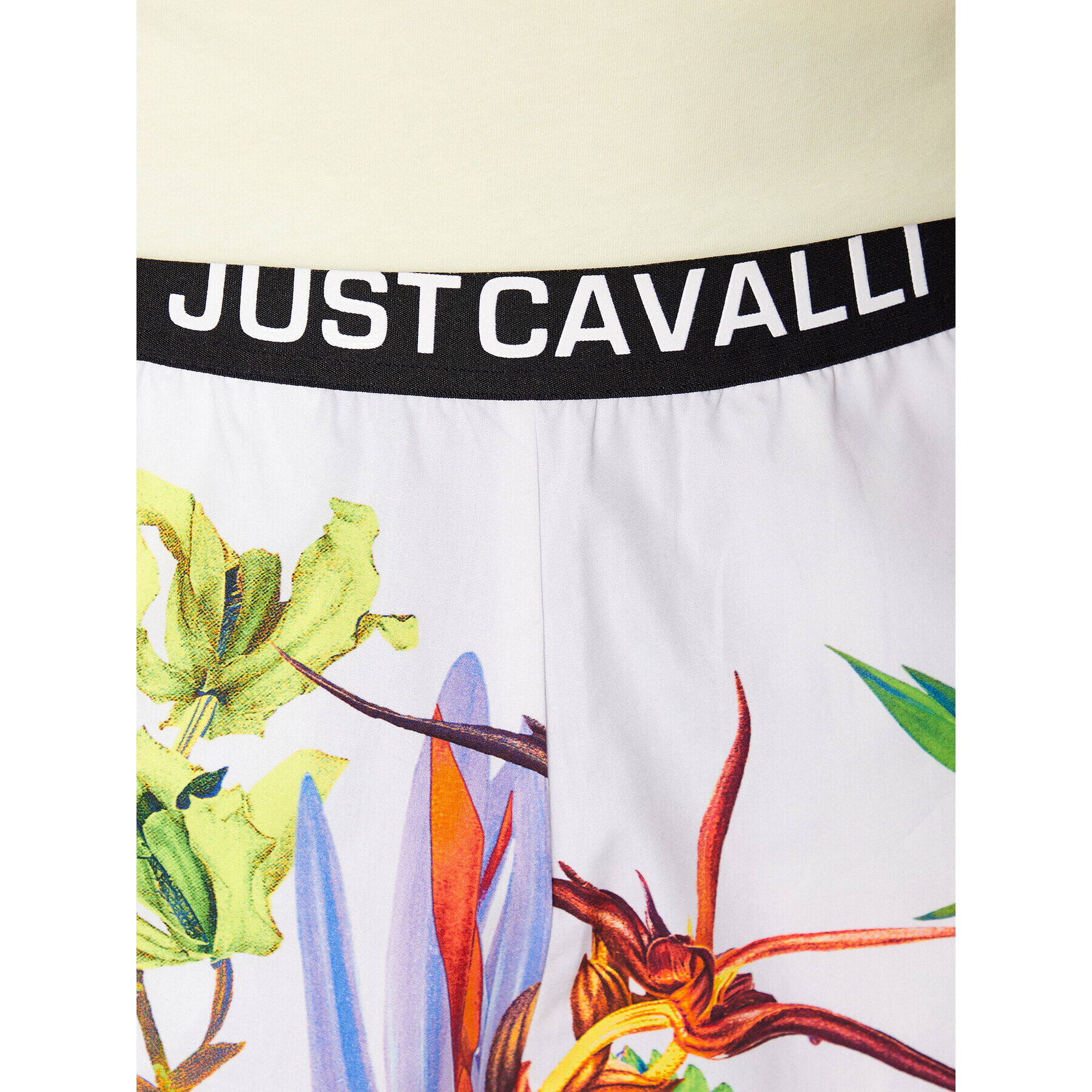 Just Cavalli Спортни шорти 74OBD38F Бял Regular Fit - Pepit.bg