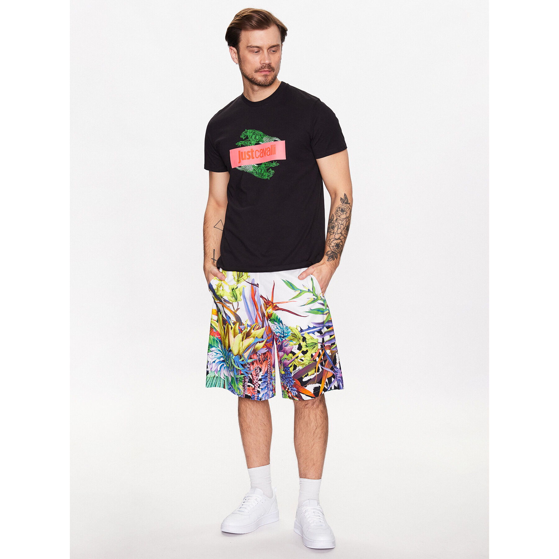 Just Cavalli Тишърт 74OBHF08 Черен Regular Fit - Pepit.bg
