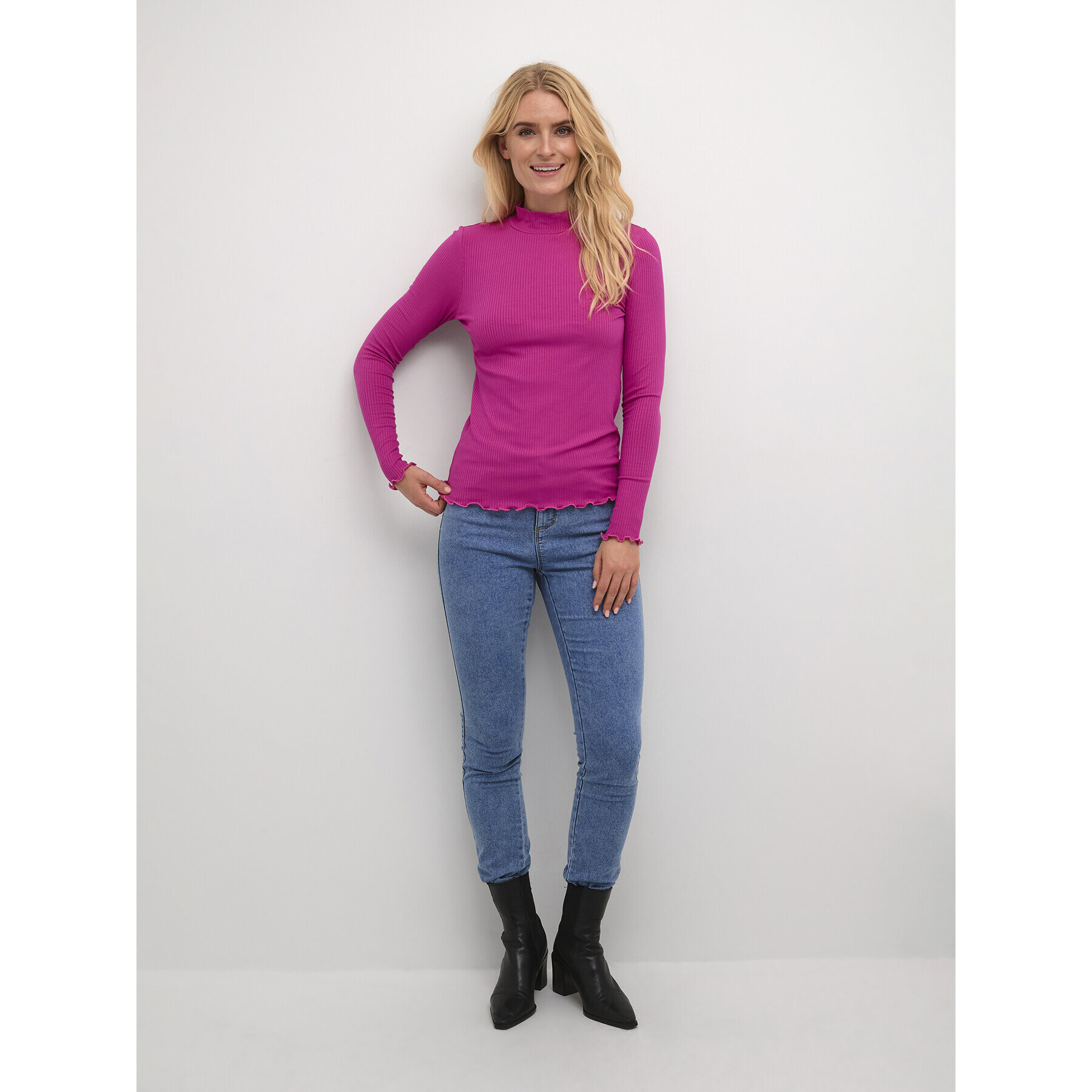 Kaffe Блуза Kadrew Turtleneck 10507922 Розов Shaped Fit - Pepit.bg