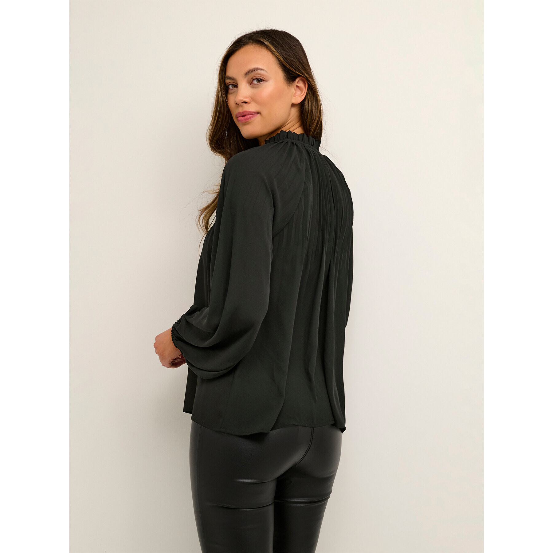 Kaffe Блуза Karen 10506959 Черен Regular Fit - Pepit.bg