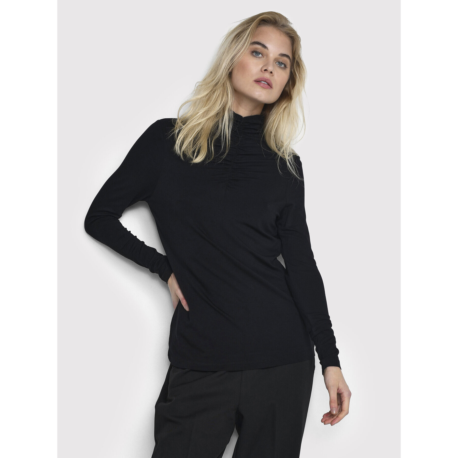 Kaffe Блуза Silvi 10506861 Черен Slim Fit - Pepit.bg