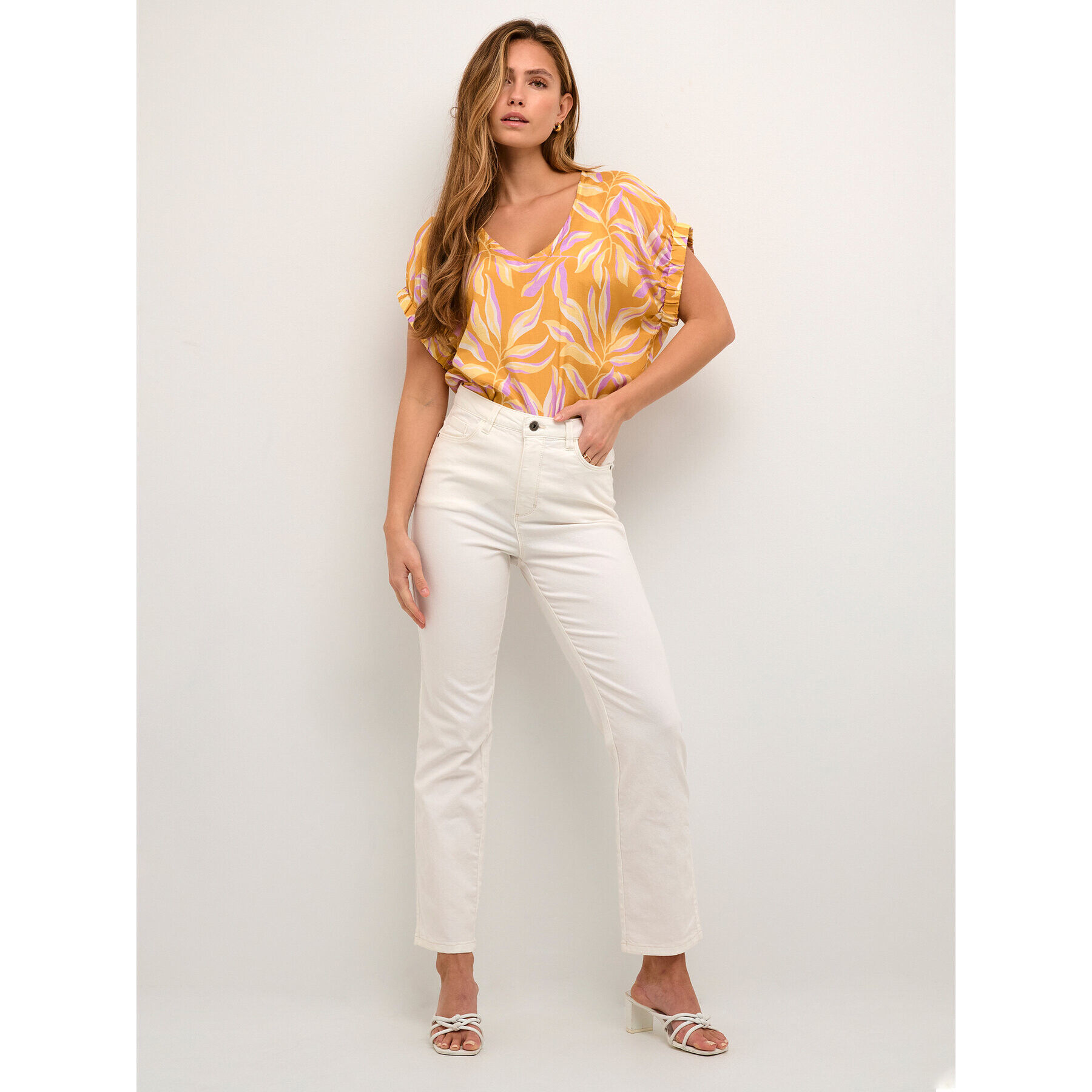 Kaffe Дънки Zelina 10506341 Бял Straight Fit - Pepit.bg
