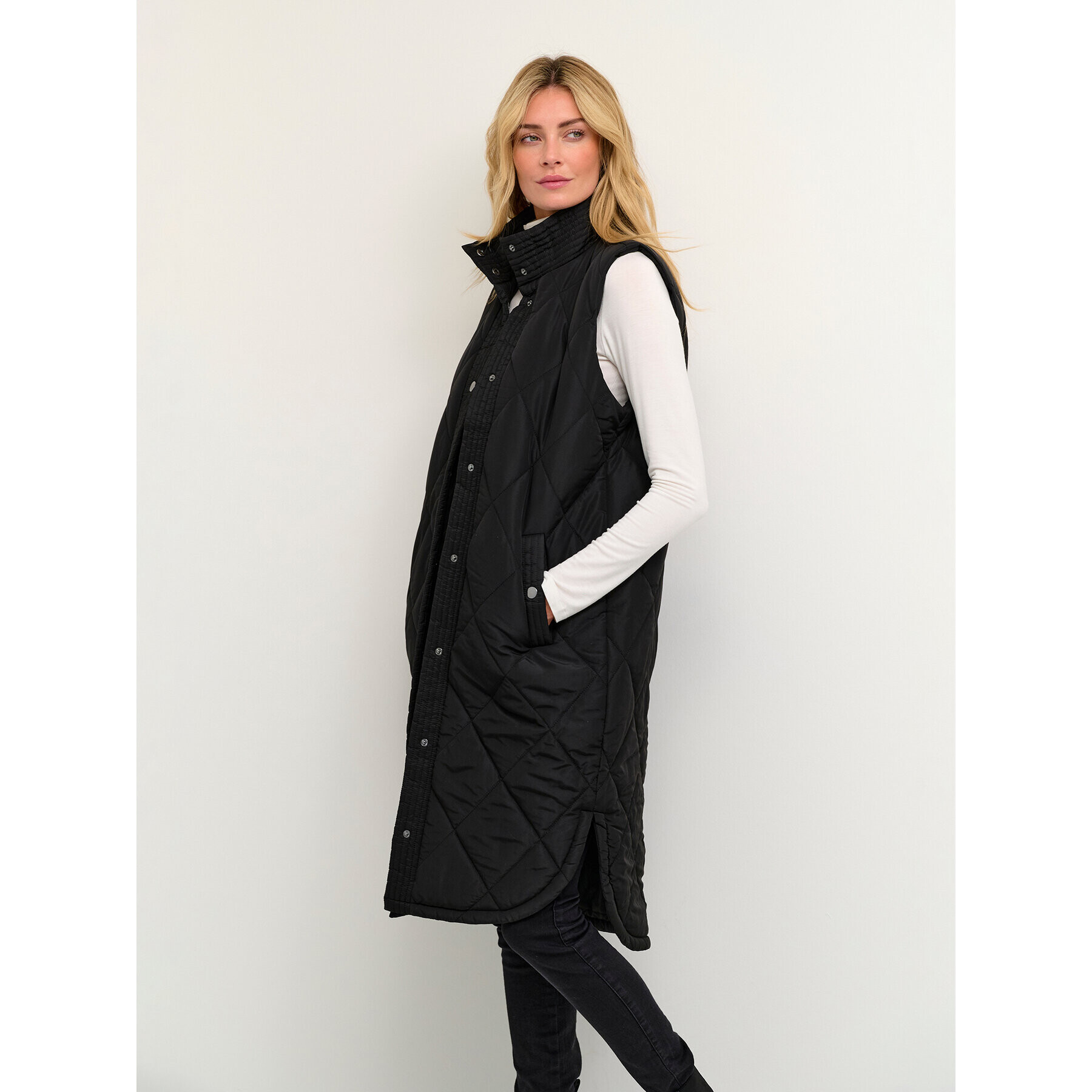 Kaffe Елек Kameria 10505686 Черен Regular Fit - Pepit.bg