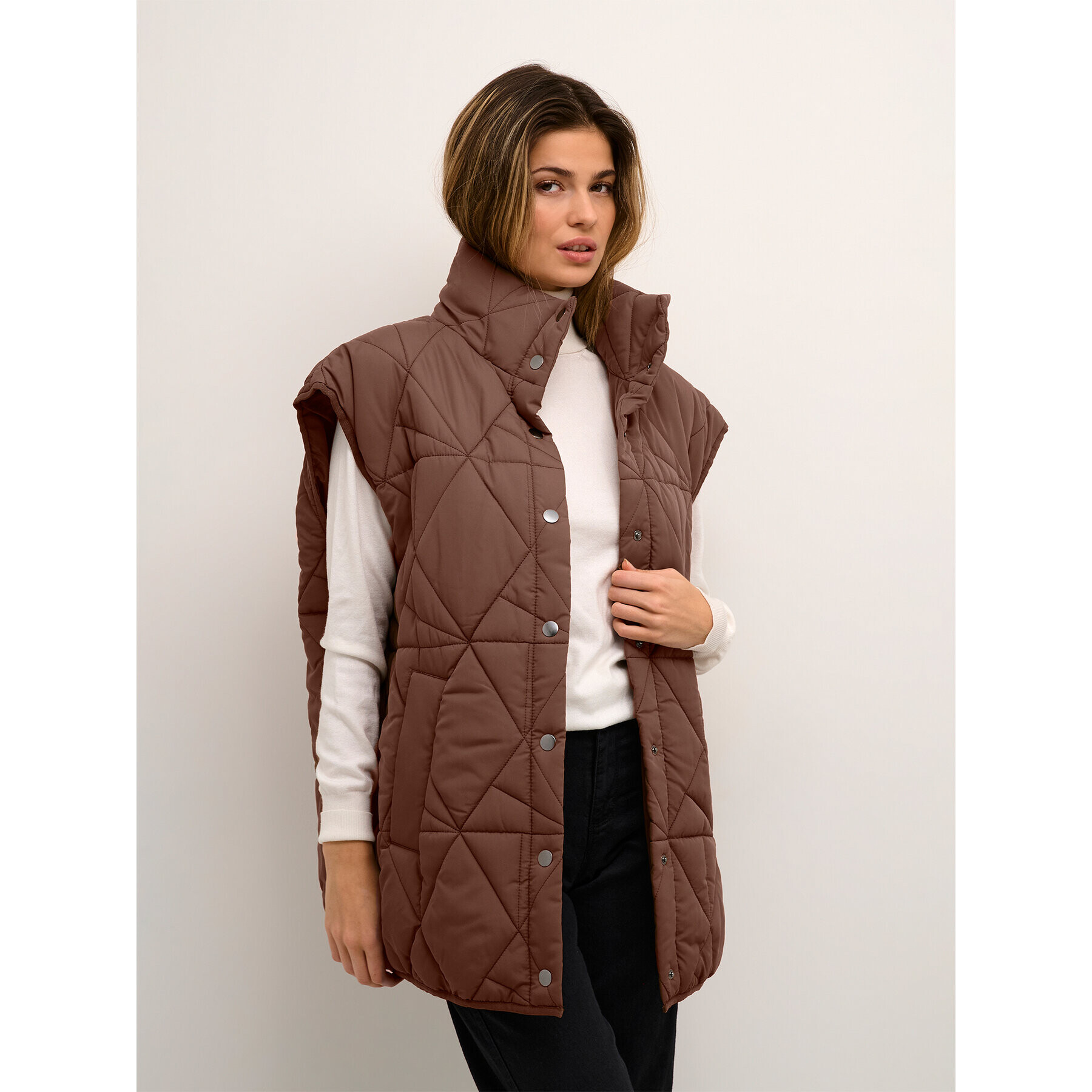 Kaffe Елек Pili 10507611 Кафяв Regular Fit - Pepit.bg