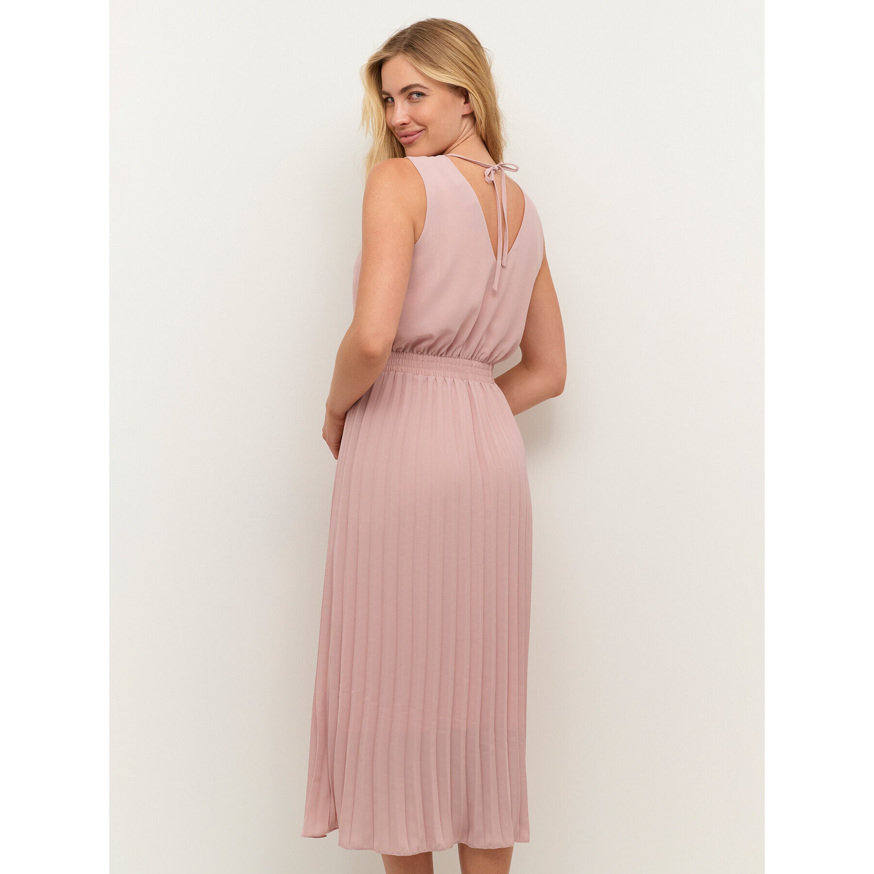 Kaffe Ежедневна рокля Gitta 10507413 Розов Regular Fit - Pepit.bg