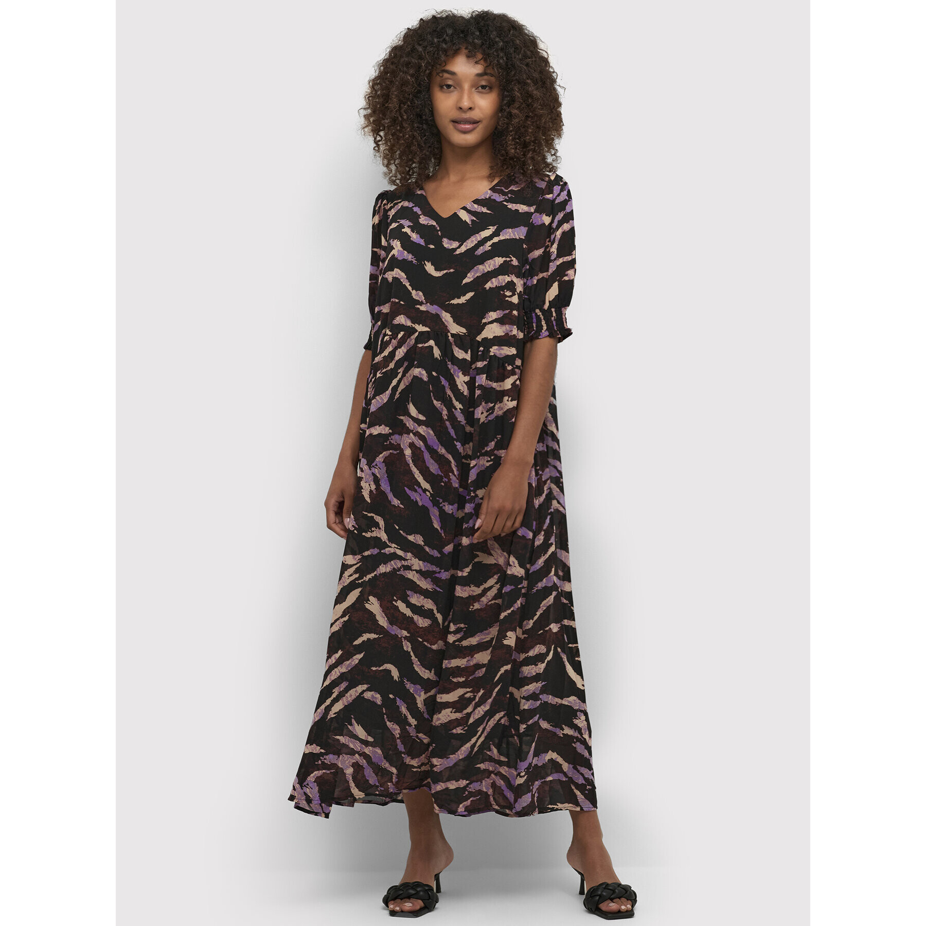 Kaffe Ежедневна рокля Neferi 10506600 Черен Relaxed Fit - Pepit.bg