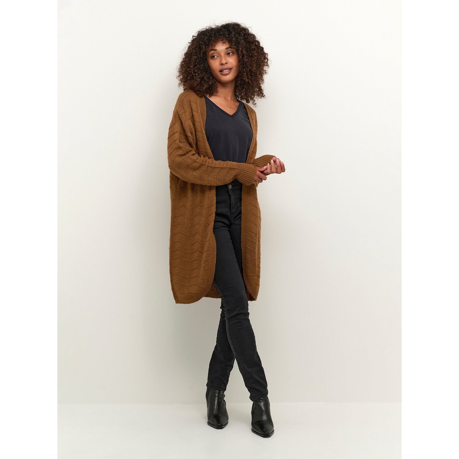 Kaffe Кардиган Kaemria 10506359 Кафяв Regular Fit - Pepit.bg