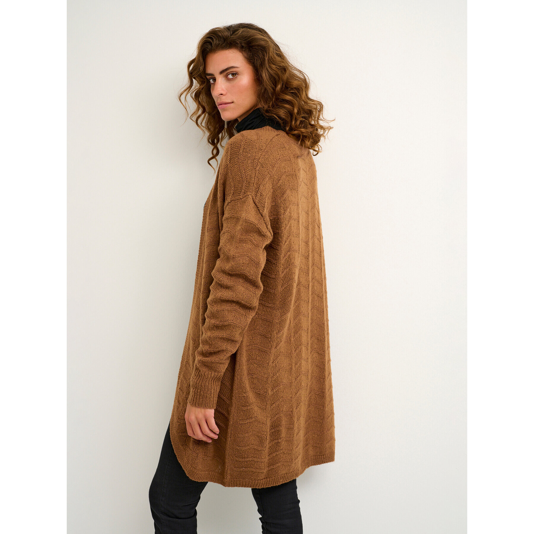 Kaffe Кардиган Kaemria 10506359 Кафяв Regular Fit - Pepit.bg