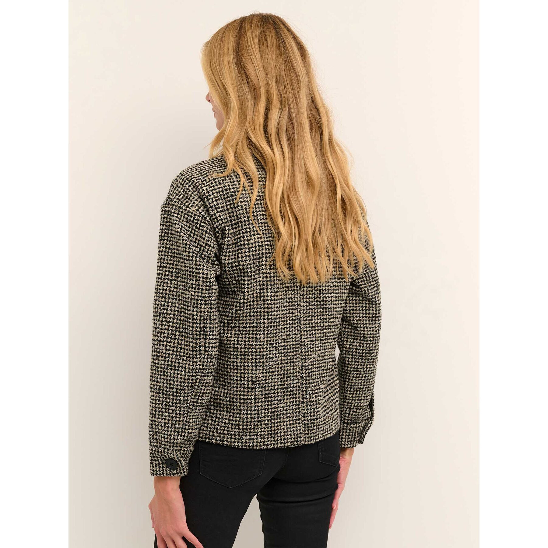 Kaffe Преходно яке Lisette 10506875 Бежов Relaxed Fit - Pepit.bg
