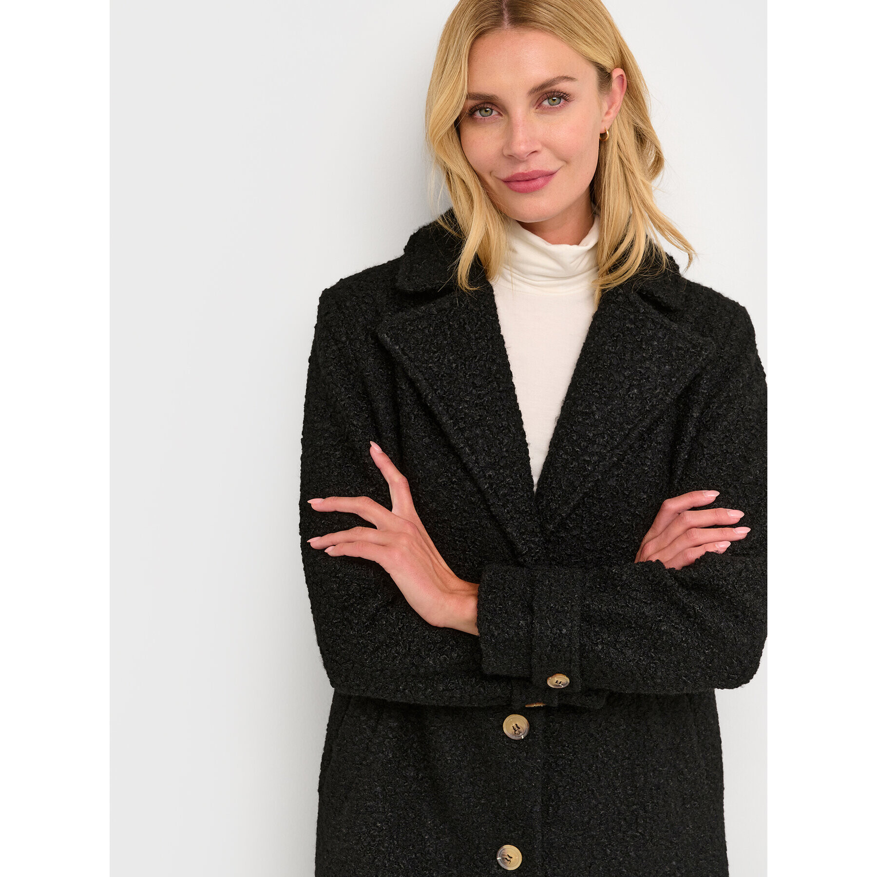 Kaffe Преходно палто Anne 10506924 Черен Regular Fit - Pepit.bg