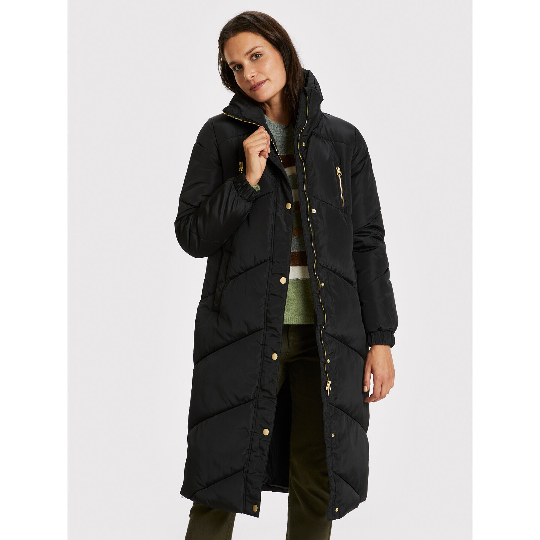 Kaffe Пухено яке Lindsay 10504571 Черен Regular Fit - Pepit.bg