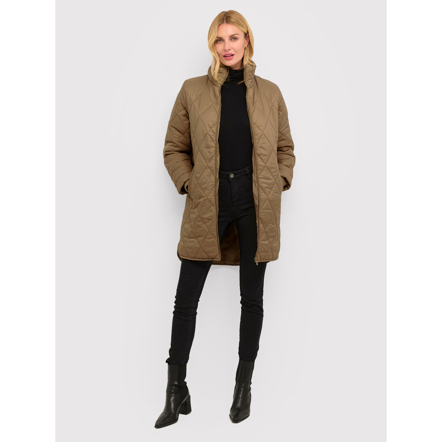 Kaffe Пухено яке Lorelia 10506375 Бежов Regular Fit - Pepit.bg