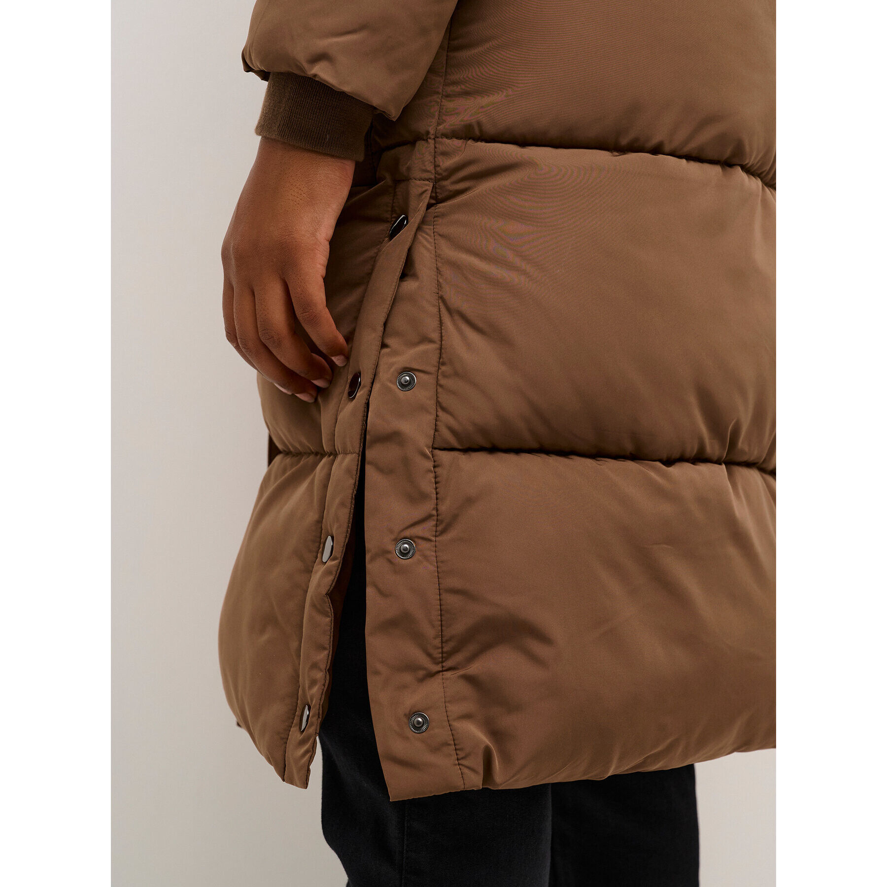 Kaffe Пухено яке Anika 10504086 Кафяв Regular Fit - Pepit.bg