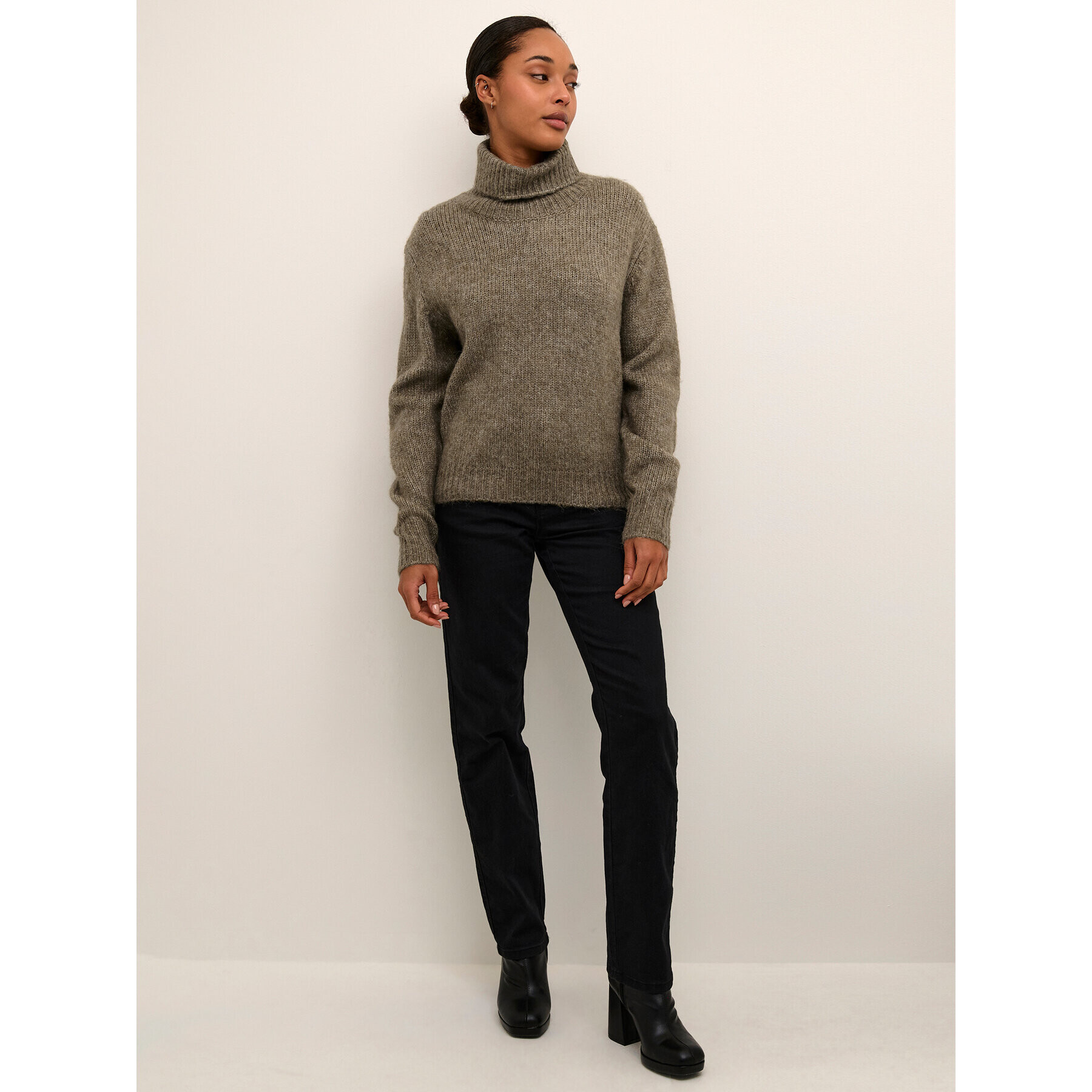 Kaffe Пуловер Kaalioma Rollneck 10506946 Бежов Loose Fit - Pepit.bg