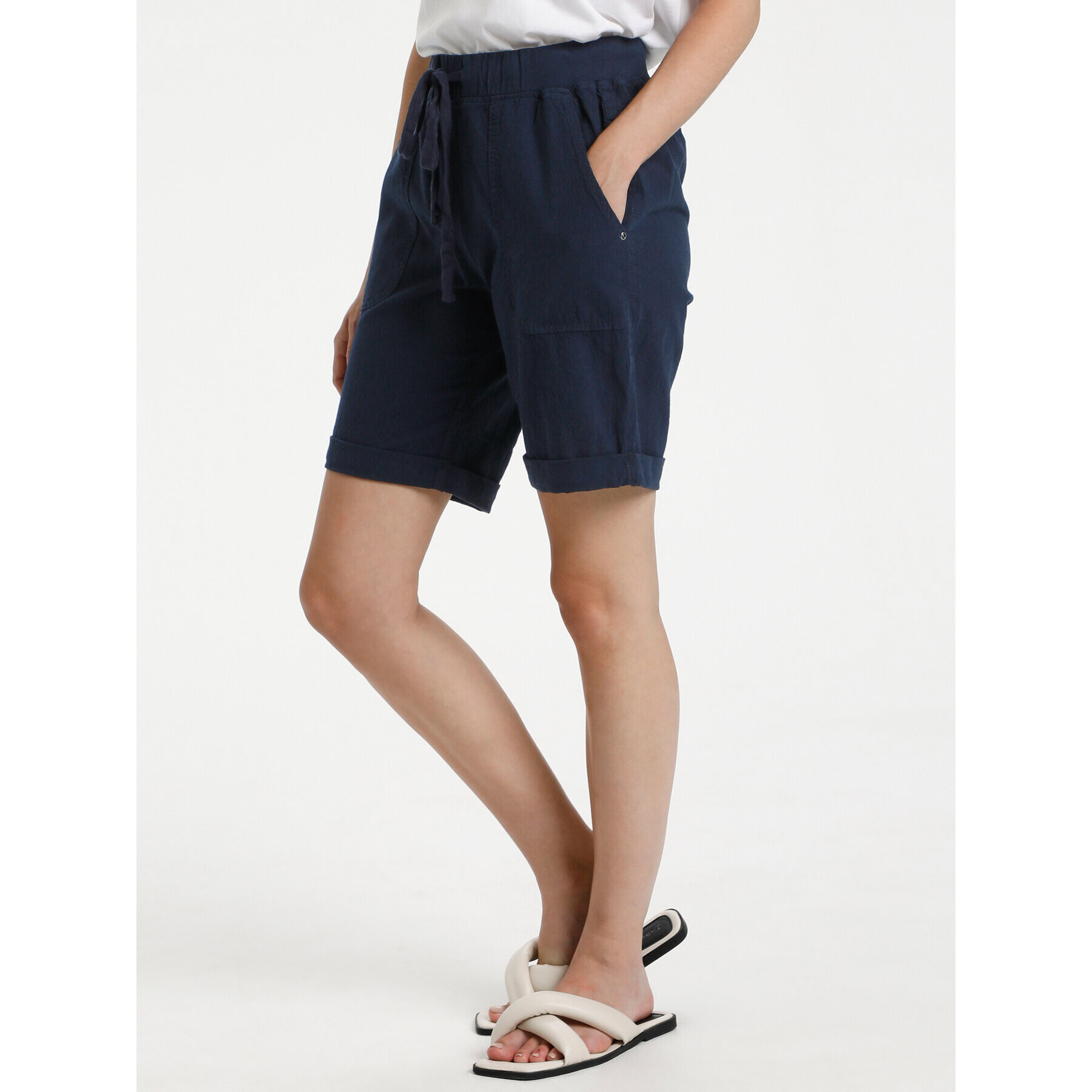 Kaffe Шорти от плат Naya 10504239 Тъмносин Regular Fit - Pepit.bg