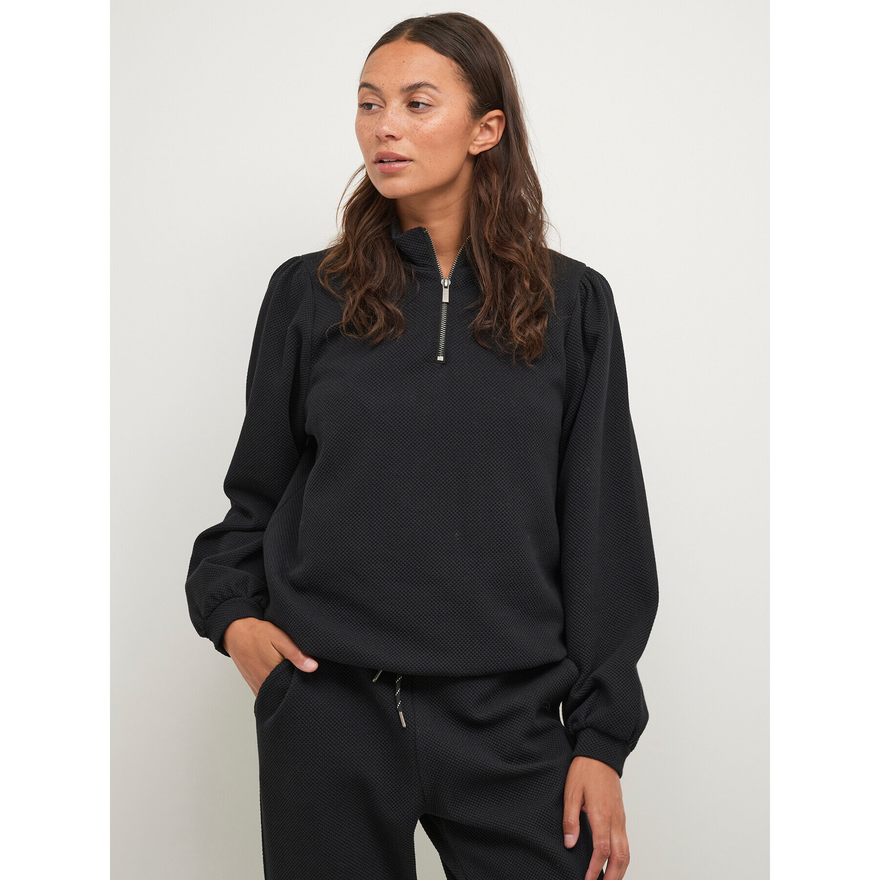 Kaffe Суитшърт Pillo 10507099 Черен Loose Fit - Pepit.bg
