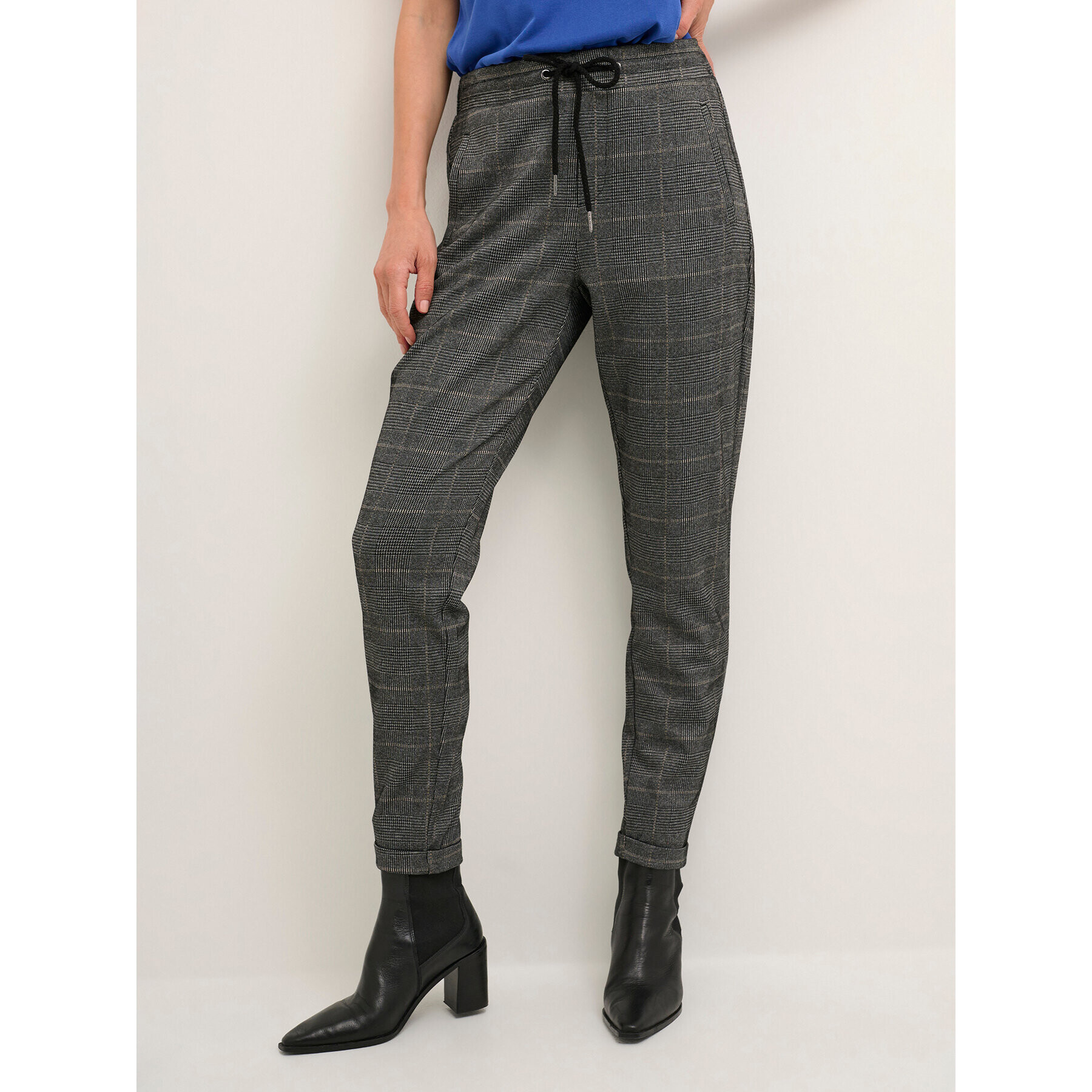 Kaffe Текстилни панталони Lizza 10507022 Сив Regular Fit - Pepit.bg
