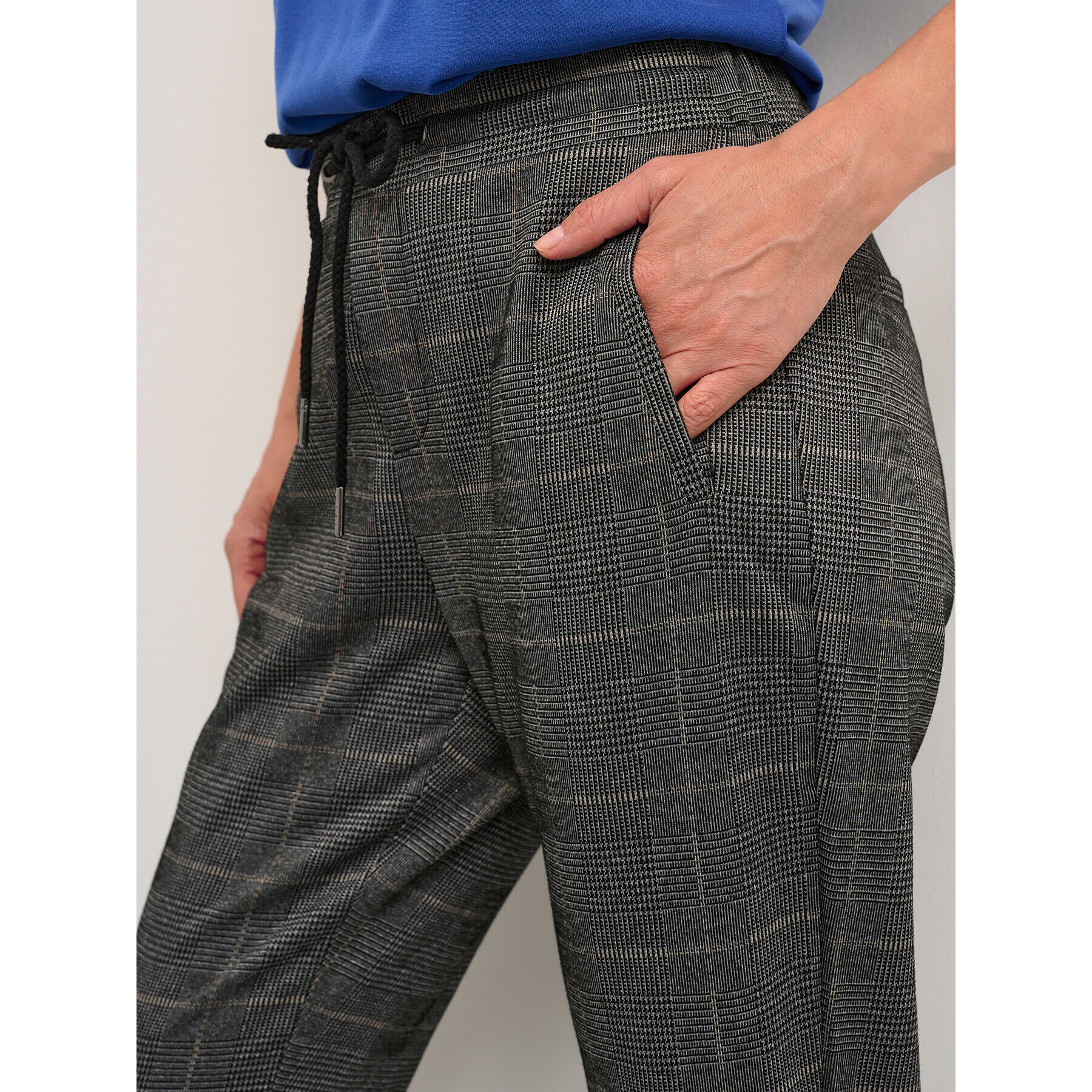Kaffe Текстилни панталони Lizza 10507022 Сив Regular Fit - Pepit.bg