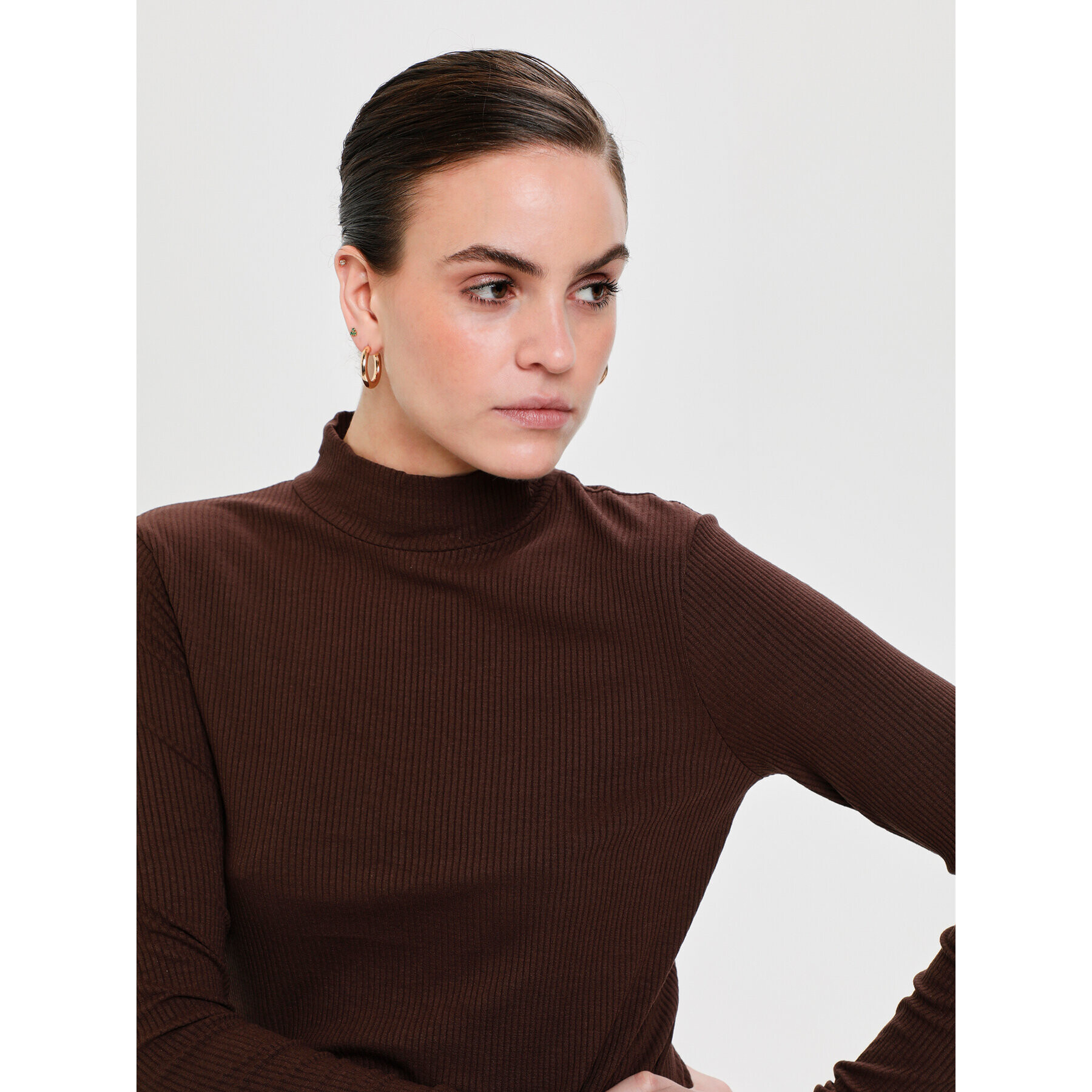 Karen by Simonsen Блуза Ezzie 10104067 Кафяв Classic Fit - Pepit.bg