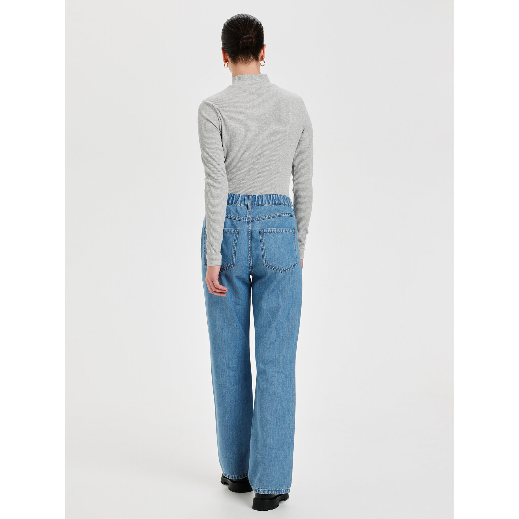 Karen by Simonsen Блуза Ezzie 10104067 Сив Classic Fit - Pepit.bg