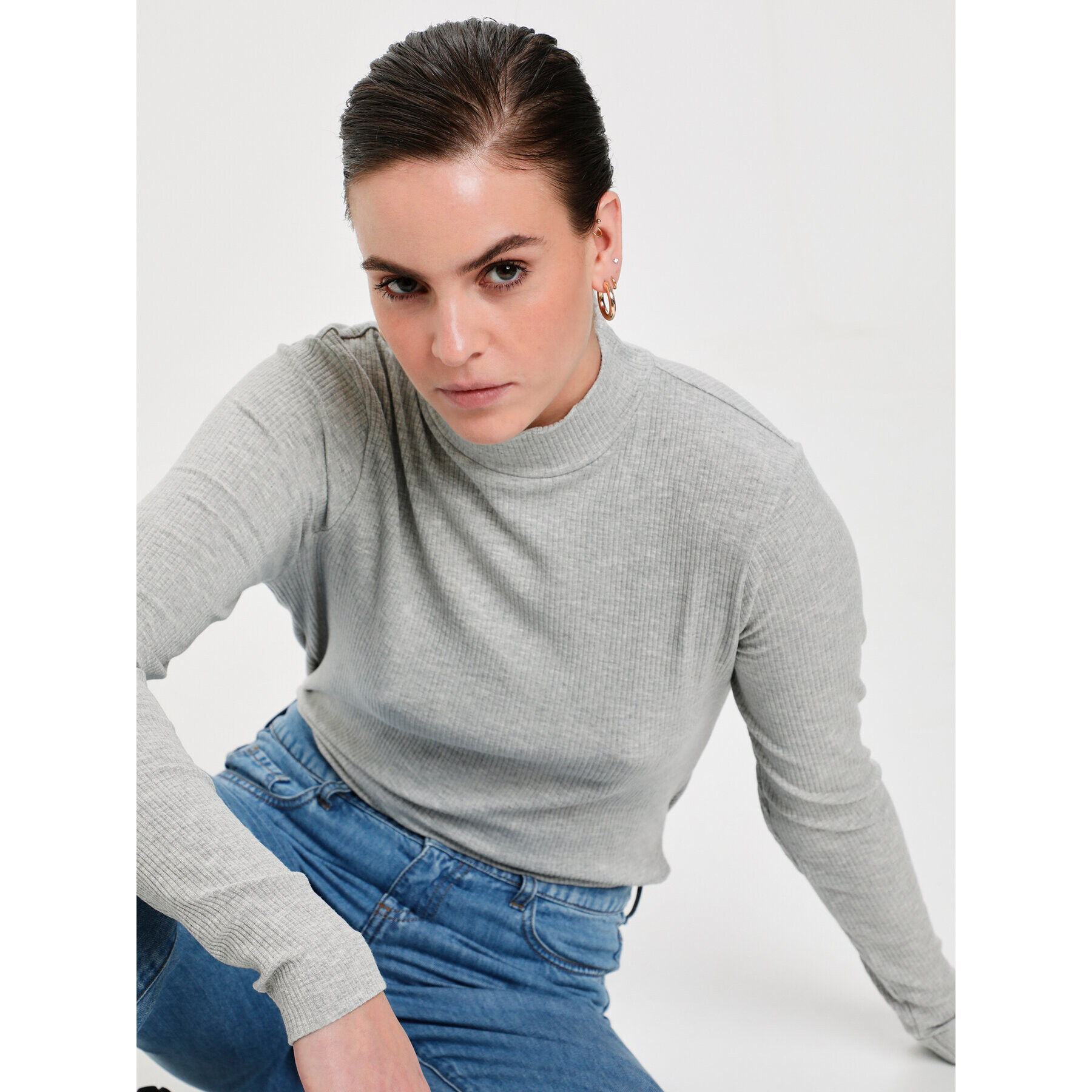 Karen by Simonsen Блуза Ezzie 10104067 Сив Classic Fit - Pepit.bg