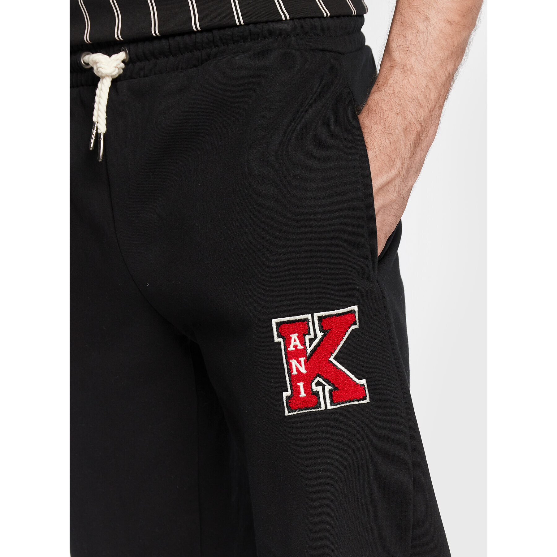 Karl Kani Долнище анцуг Retro Patch 6004664 Черен Slim Fit - Pepit.bg