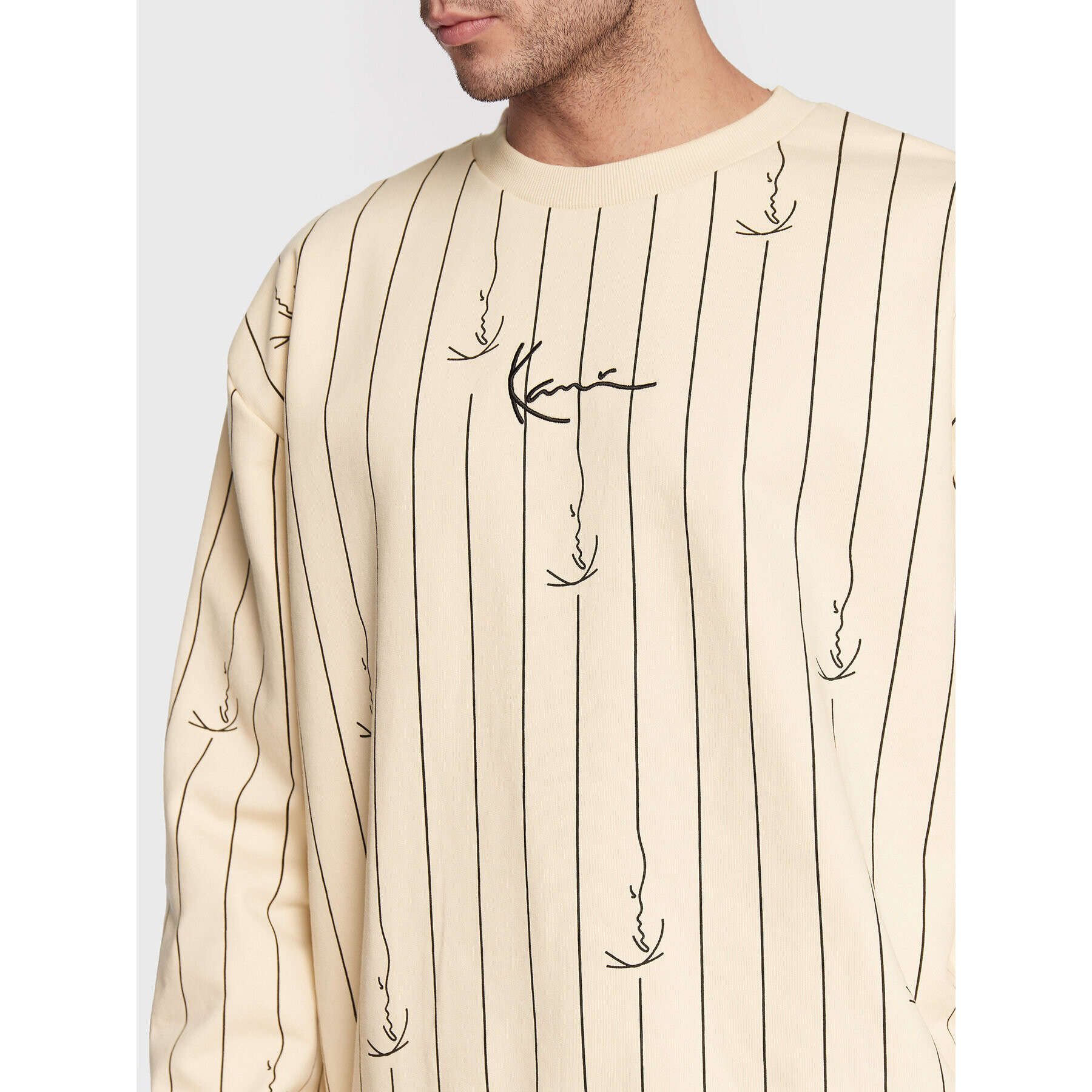 Karl Kani Суитшърт Small Signature Logo Pinstripe 6020889 Бежов Relaxed Fit - Pepit.bg